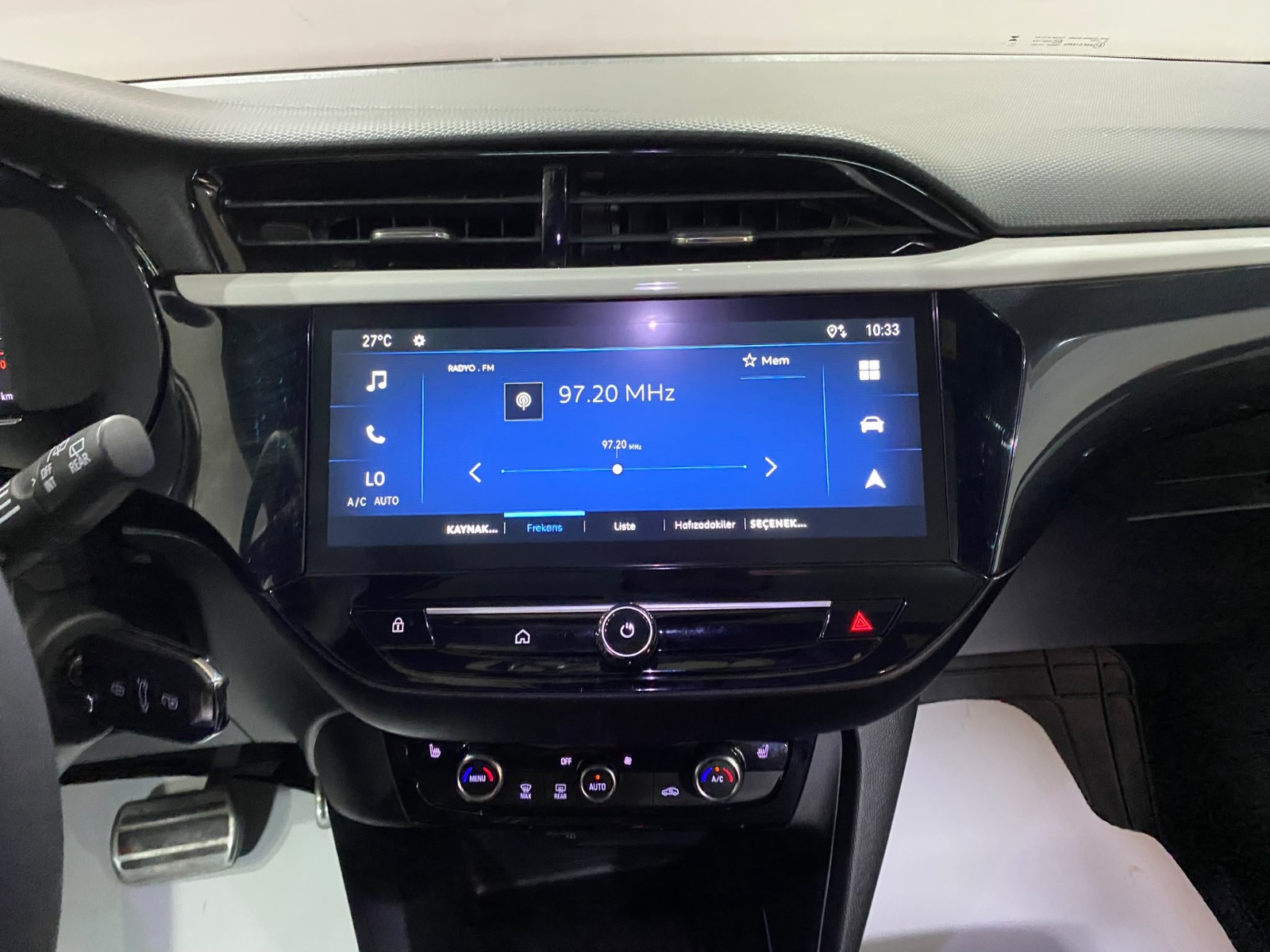 2025 Benzin Otomatik Opel Corsa Kırmızı Gürel Tasarım Aksesuar Otomotiv San. Tic. Ltd. Şti.