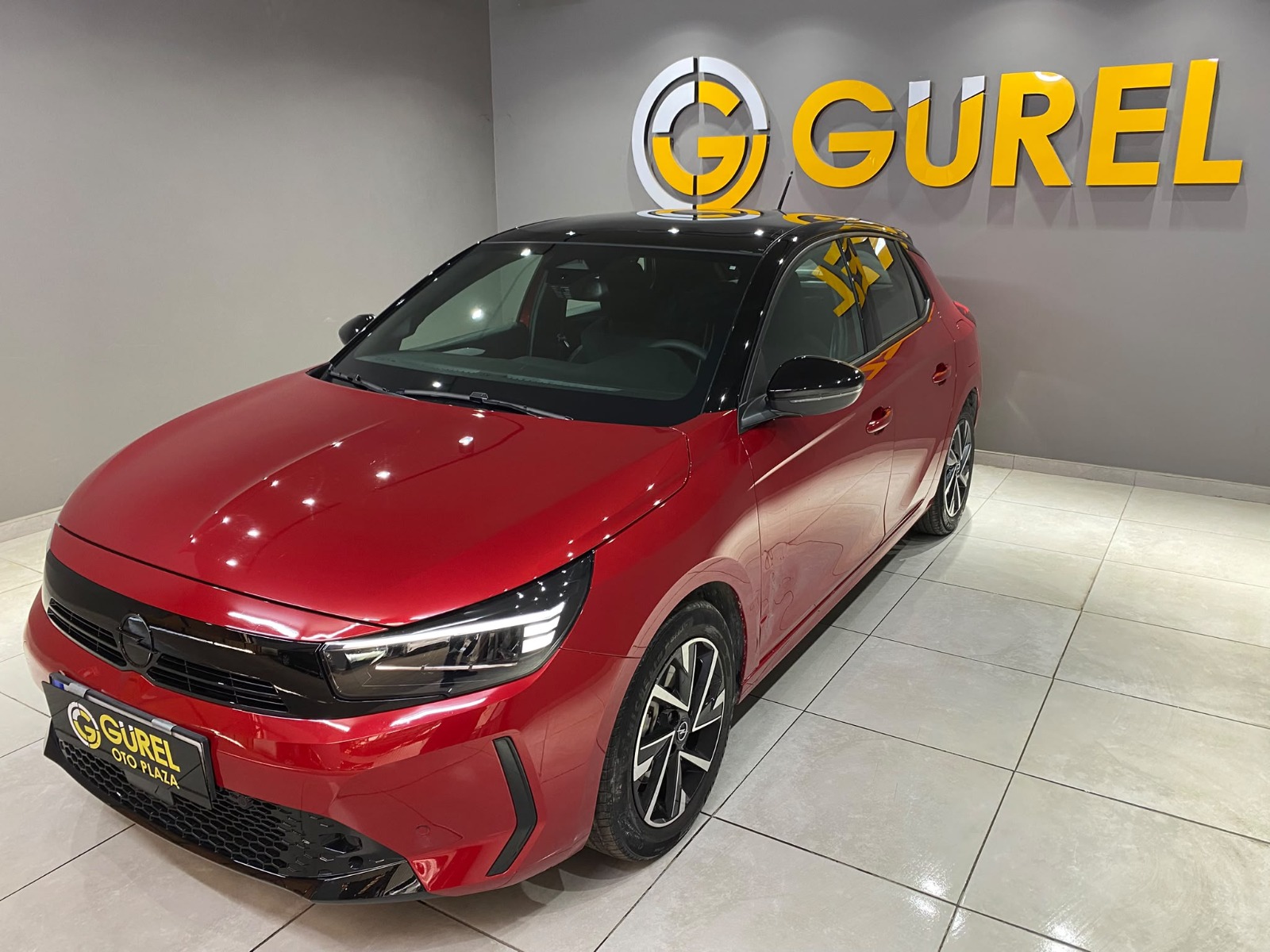 2025 Benzin Otomatik Opel Corsa Kırmızı Gürel Tasarım Aksesuar Otomotiv San. Tic. Ltd. Şti.