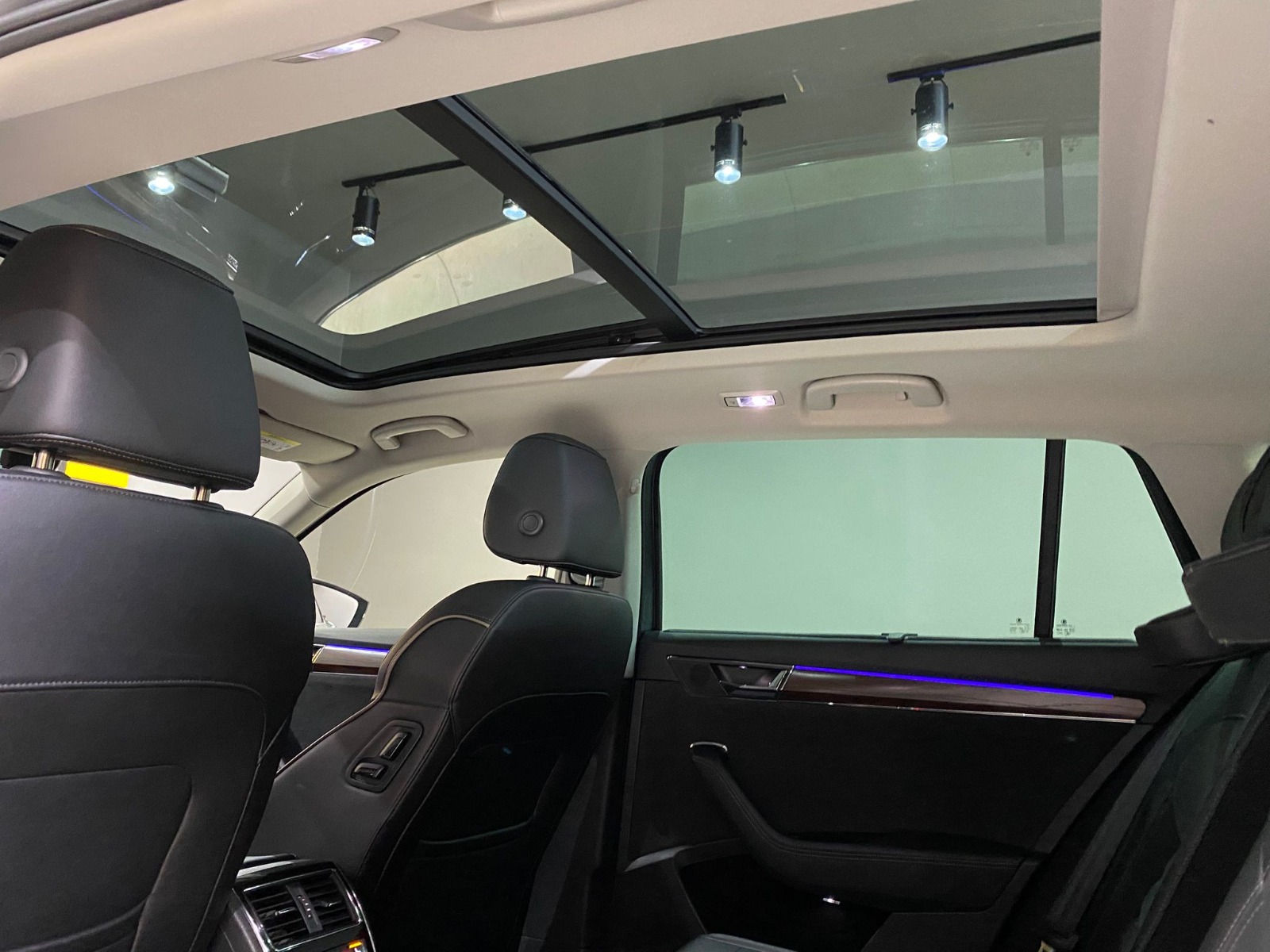 2023 Benzin Otomatik Skoda Superb Gri Gürel Tasarım Aksesuar Otomotiv San. Tic. Ltd. Şti.