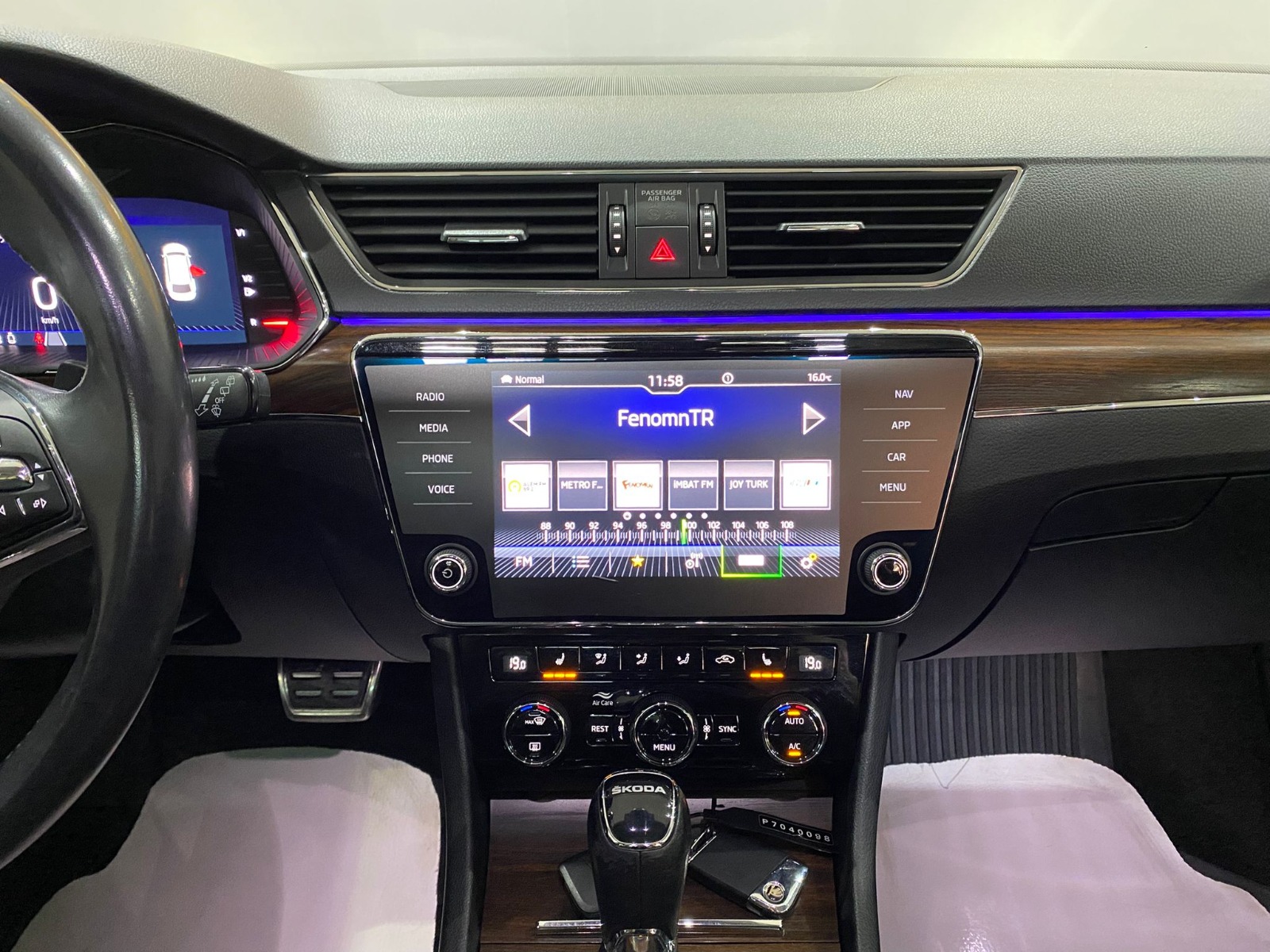2023 Benzin Otomatik Skoda Superb Gri Gürel Tasarım Aksesuar Otomotiv San. Tic. Ltd. Şti.