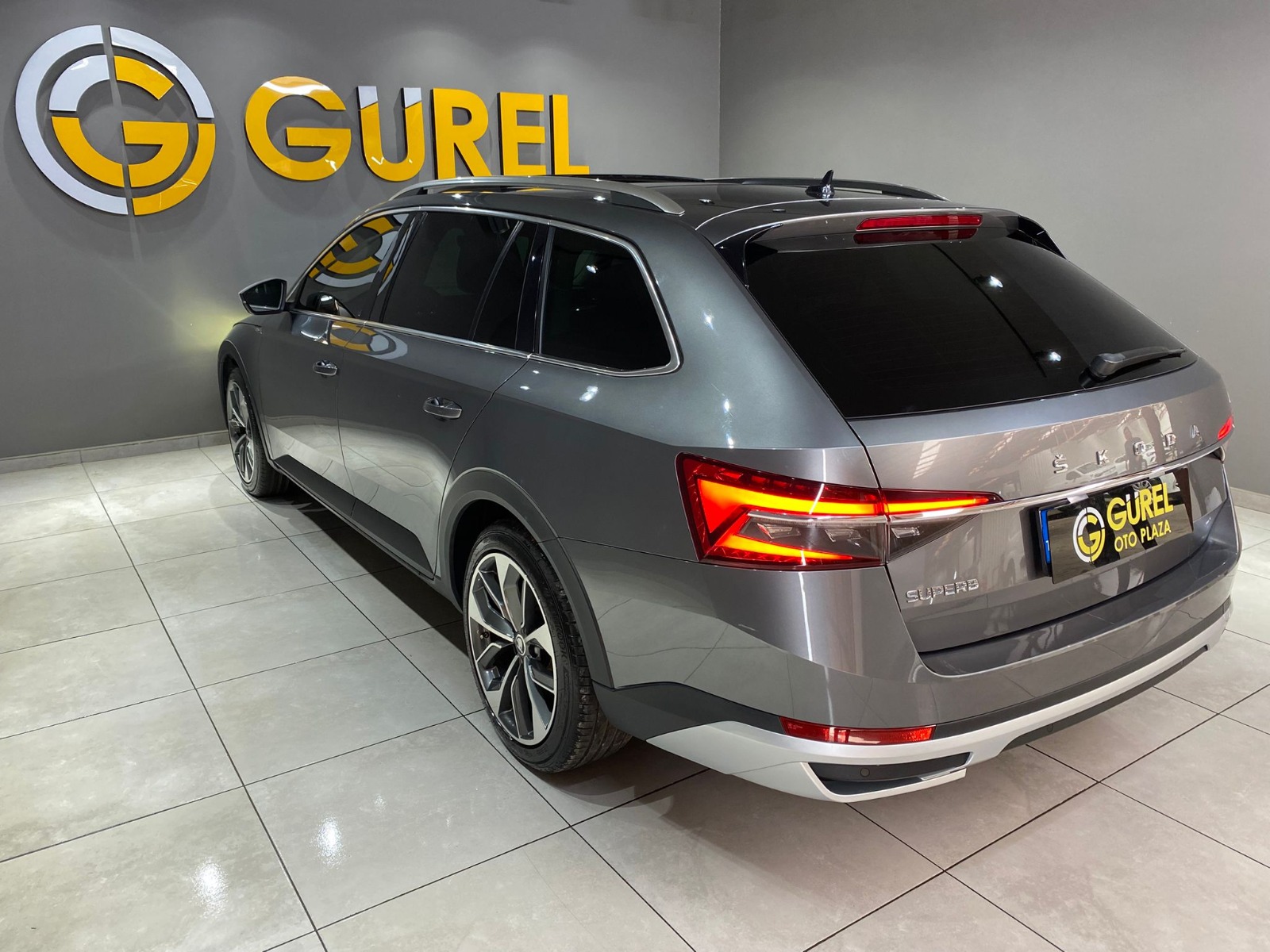 2023 Benzin Otomatik Skoda Superb Gri Gürel Tasarım Aksesuar Otomotiv San. Tic. Ltd. Şti.