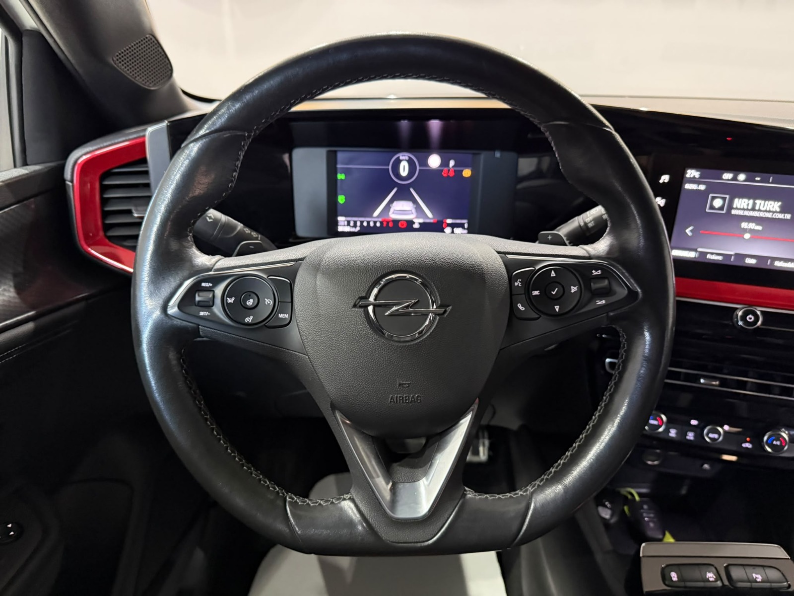 2022 Benzin Otomatik Opel Mokka Beyaz Gürel Tasarım Aksesuar Otomotiv San. Tic. Ltd. Şti.