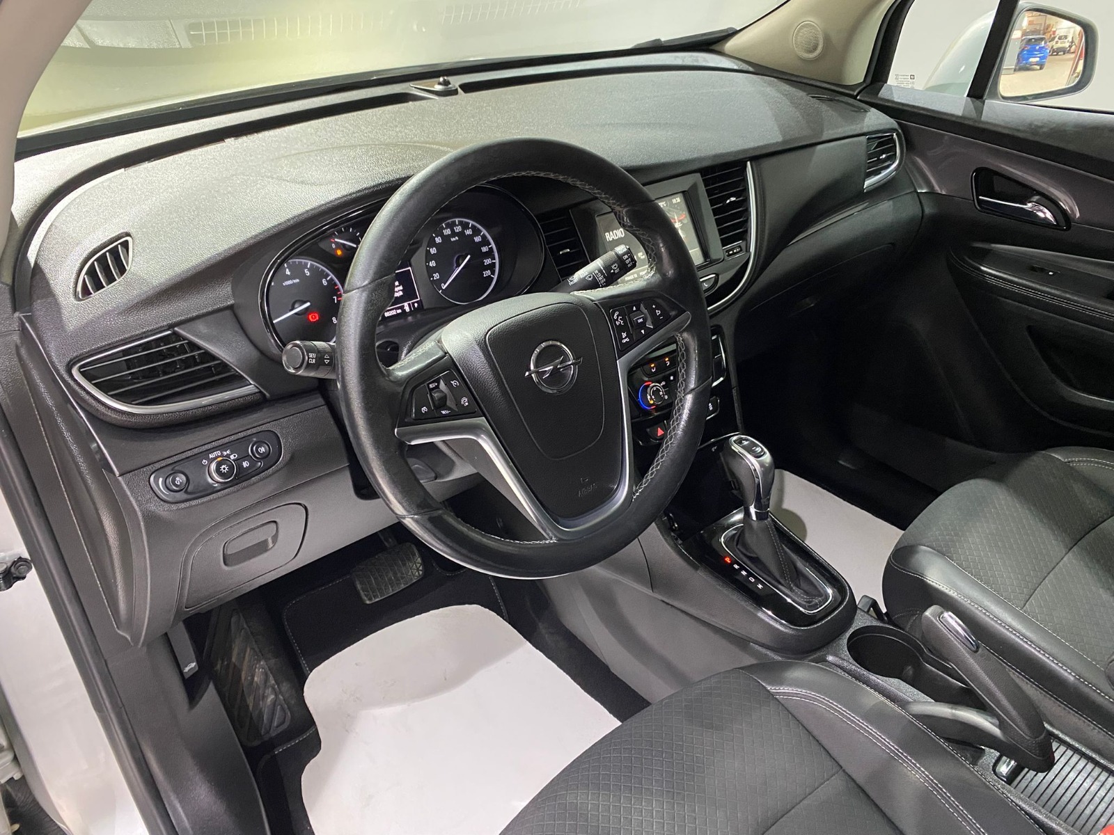 2017 Benzin Otomatik Opel Mokka X Gümüş Gri Gürel Tasarım Aksesuar Otomotiv San. Tic. Ltd. Şti.
