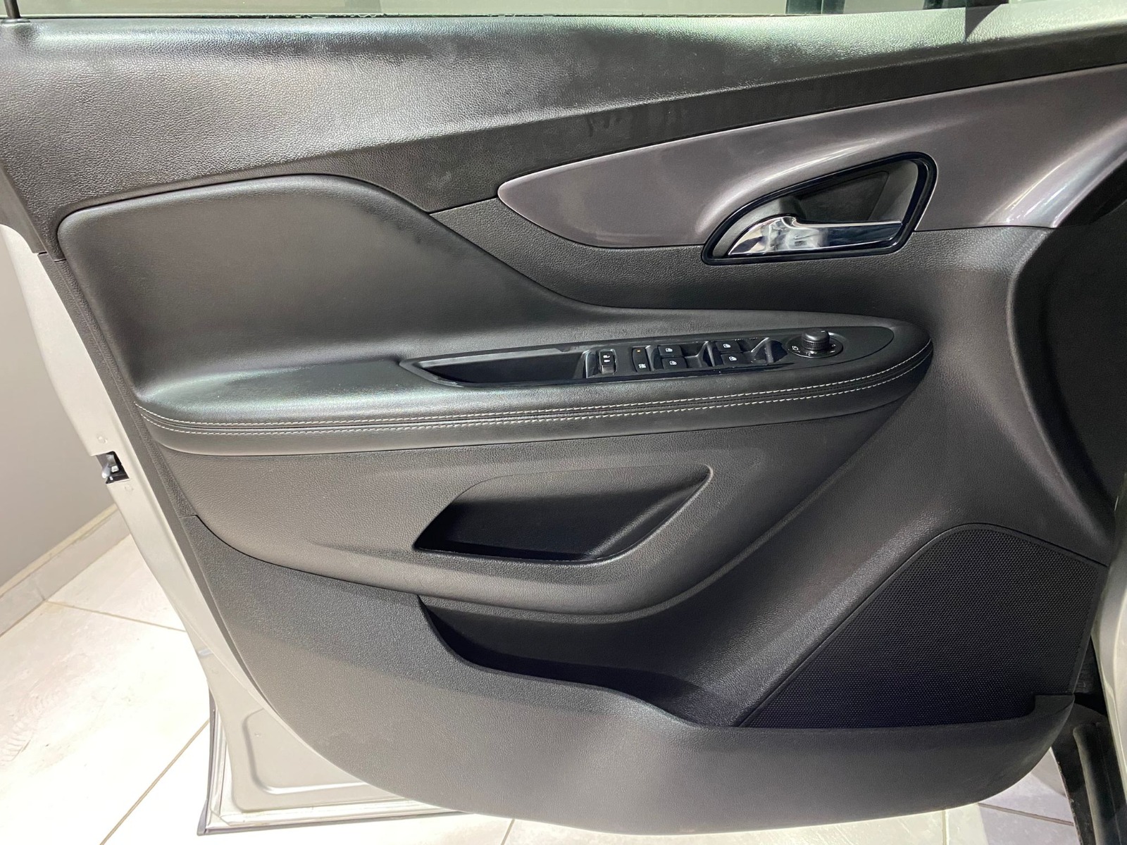 2017 Benzin Otomatik Opel Mokka X Gümüş Gri Gürel Tasarım Aksesuar Otomotiv San. Tic. Ltd. Şti.