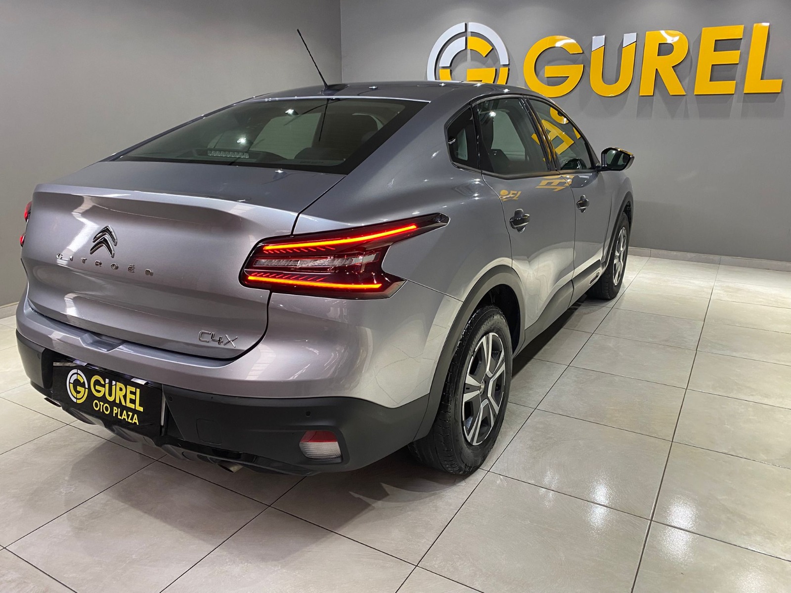 2023 Benzin Otomatik Citroen C4 X Gri Gürel Tasarım Aksesuar Otomotiv San. Tic. Ltd. Şti.