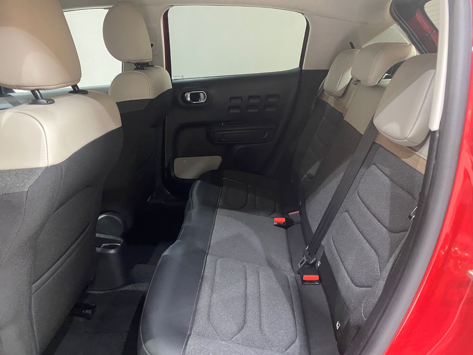 2020 Benzin Otomatik Citroen C3 Kırmızı Gürel Tasarım Aksesuar Otomotiv San. Tic. Ltd. Şti.