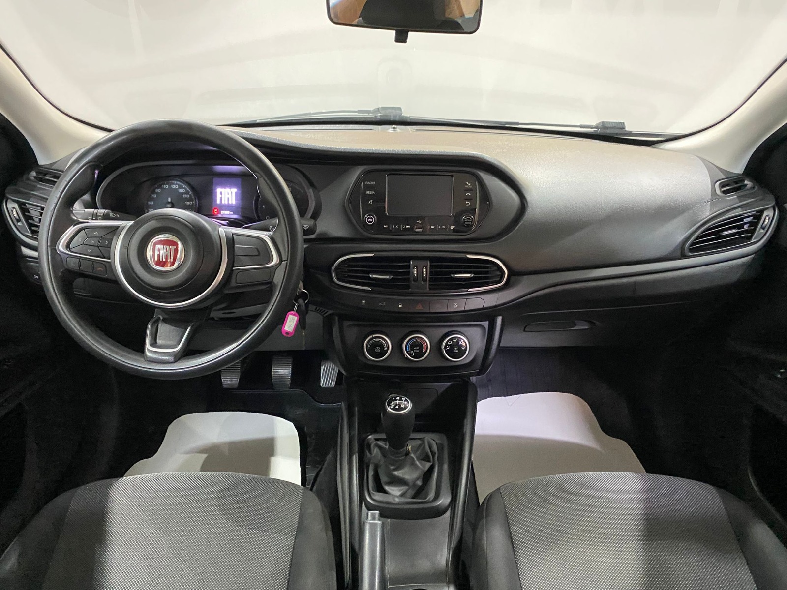 2023 Dizel Manuel Fiat Egea Beyaz Gürel Tasarım Aksesuar Otomotiv San. Tic. Ltd. Şti.