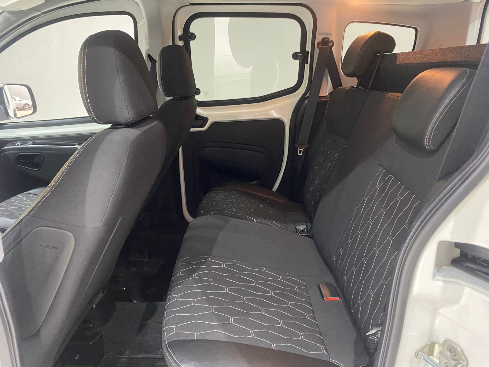 2023 Benzin + LPG Manuel Fiat Fiorino Beyaz Gürel Tasarım Aksesuar Otomotiv San. Tic. Ltd. Şti.