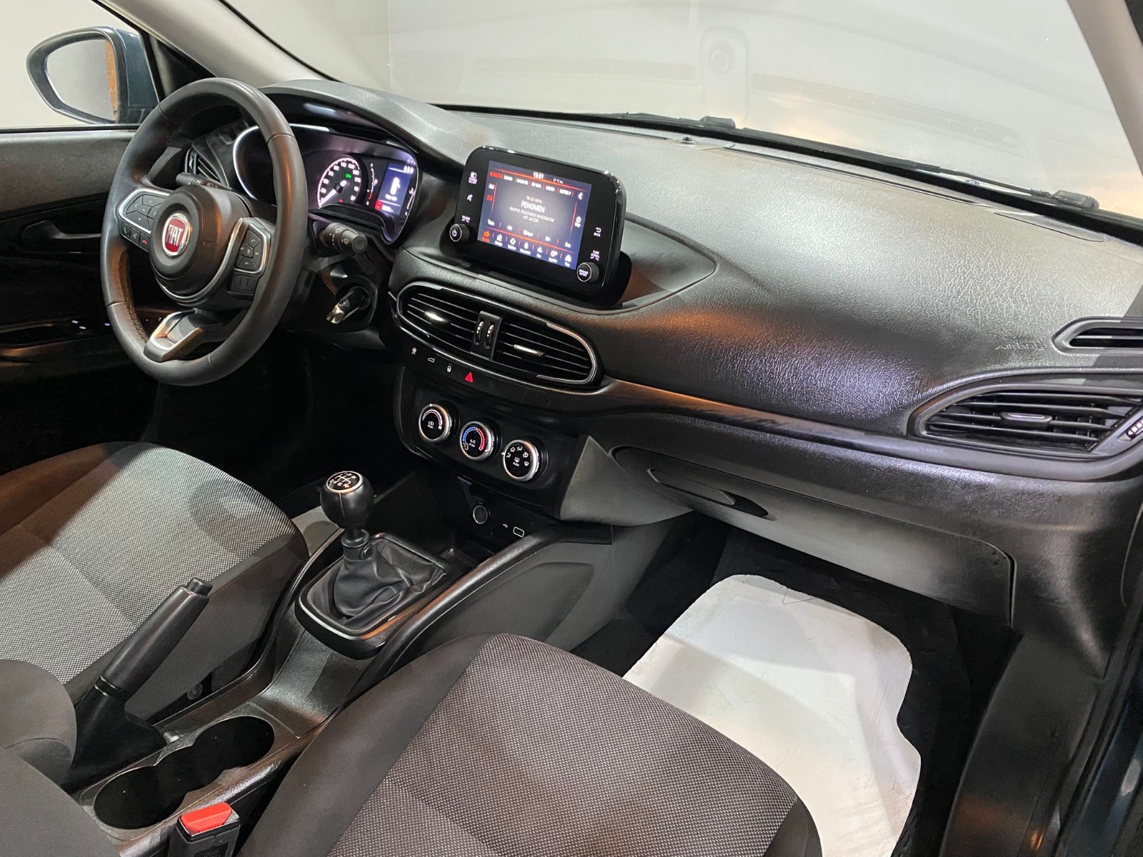 2023 Benzin Manuel Fiat Egea Mavi Gürel Tasarım Aksesuar Otomotiv San. Tic. Ltd. Şti.