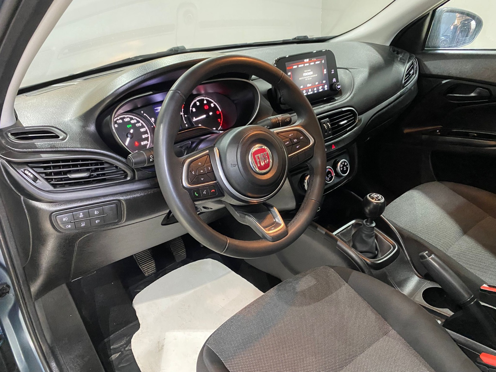 2023 Benzin Manuel Fiat Egea Mavi Gürel Tasarım Aksesuar Otomotiv San. Tic. Ltd. Şti.