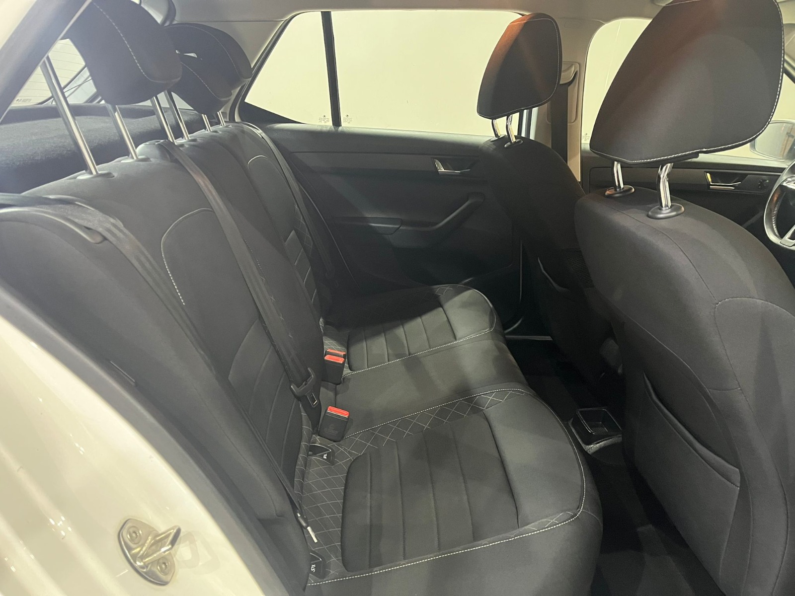 2016 Benzin Otomatik Skoda Fabia Beyaz Gürel Tasarım Aksesuar Otomotiv San. Tic. Ltd. Şti.