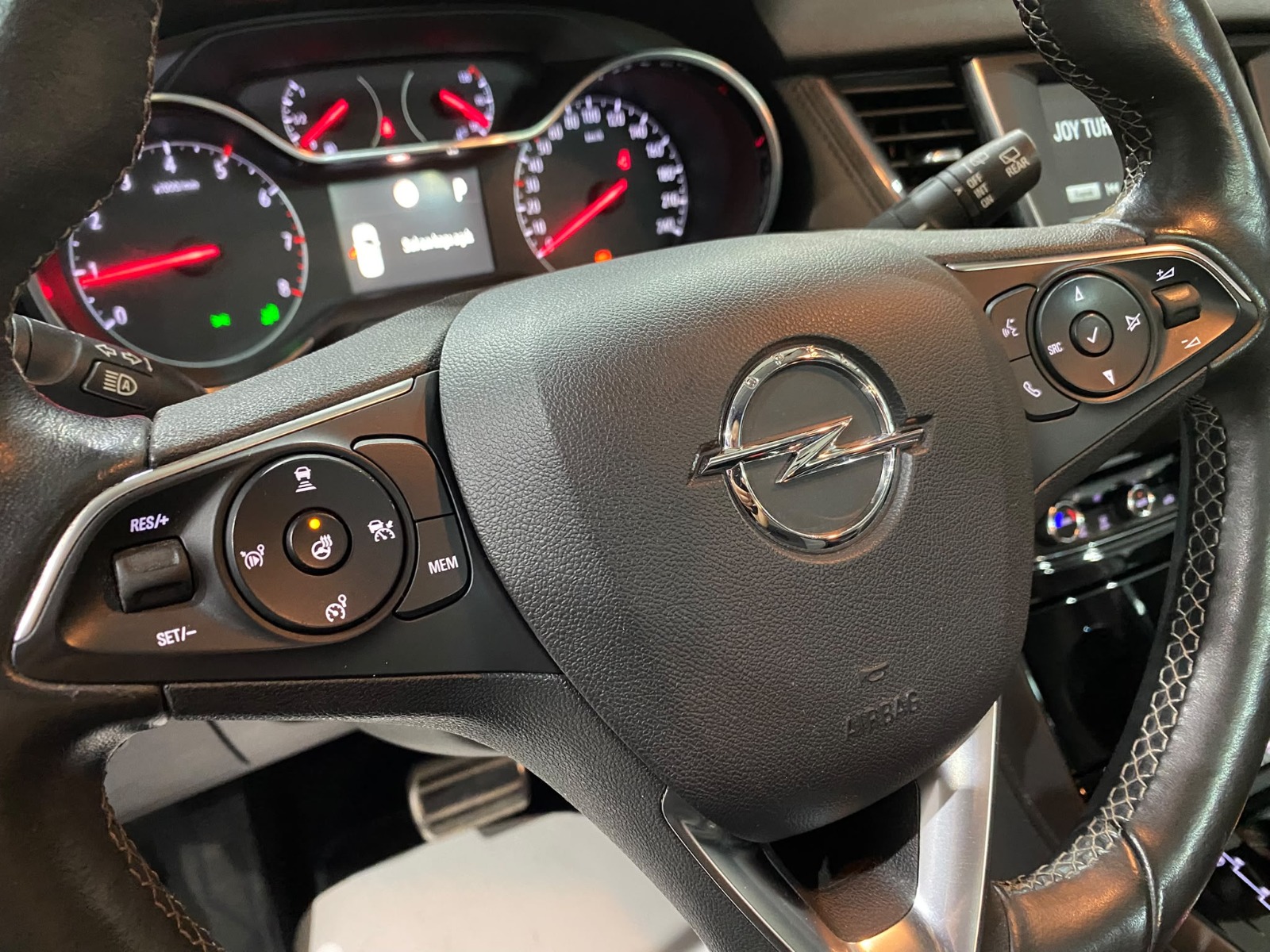 2020 Dizel Otomatik Opel Grandland X Gümüş Gri Gürel Tasarım Aksesuar Otomotiv San. Tic. Ltd. Şti.