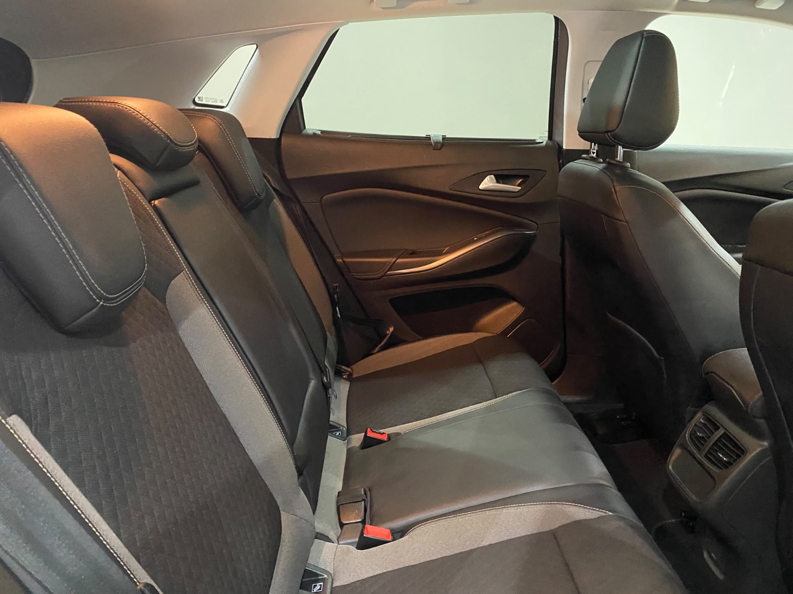 2020 Dizel Otomatik Opel Grandland X Gümüş Gri Gürel Tasarım Aksesuar Otomotiv San. Tic. Ltd. Şti.