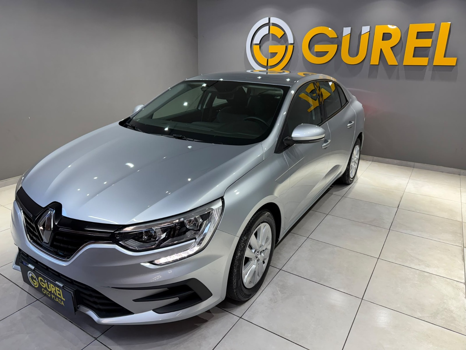 2026 Benzin Otomatik Renault Megane Gri Gürel Tasarım Aksesuar Otomotiv San. Tic. Ltd. Şti.