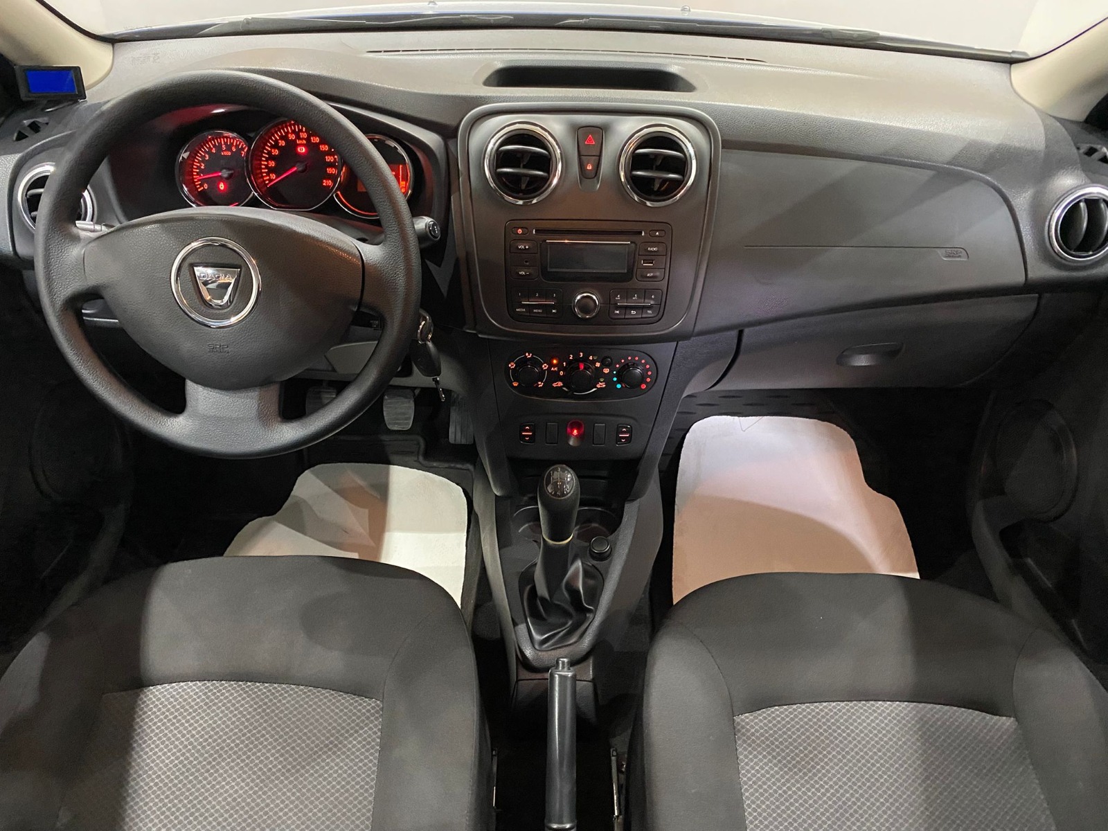 TaksitliOto.Net | 2.El Dacia Logan MCV 1.2 Ambiance | Manuel & Benzin | Mavi | İzmir.2el 2015 Benzin Manuel Dacia Logan Mavi Gürel Tasarım Aksesuar Otomotiv San. Tic. Ltd. Şti.
