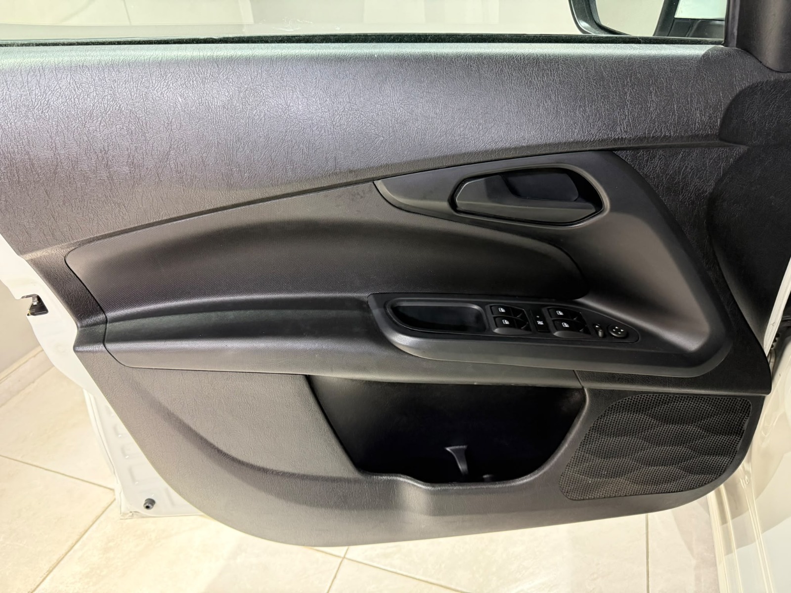 2023 Dizel Manuel Fiat Egea Beyaz Gürel Tasarım Aksesuar Otomotiv San. Tic. Ltd. Şti.