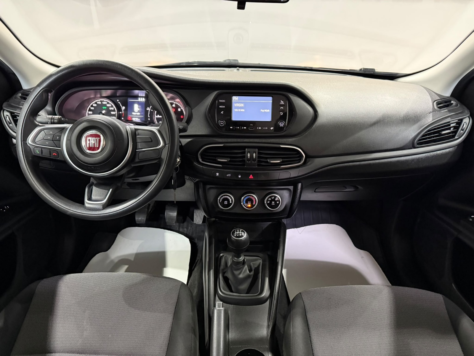 2024 Benzin Manuel Fiat Egea Gri Gürel Tasarım Aksesuar Otomotiv San. Tic. Ltd. Şti.