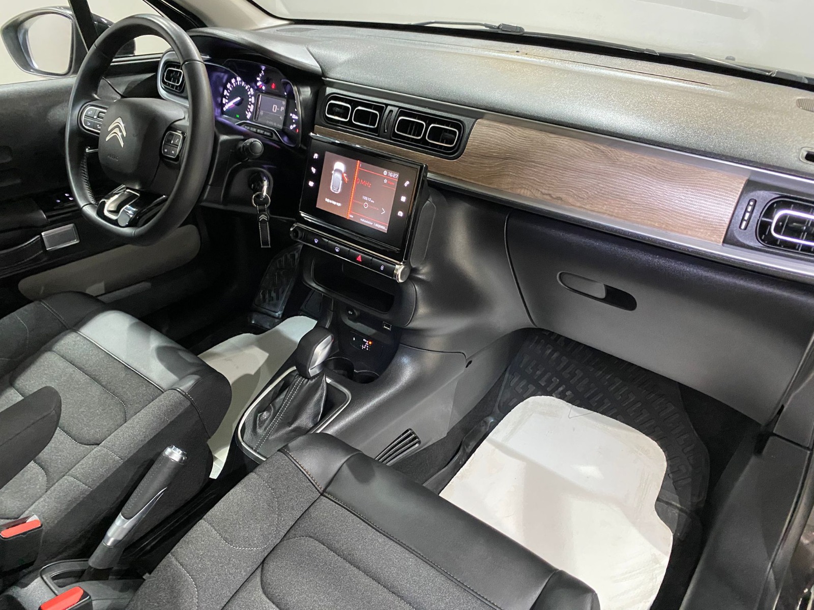 2023 Benzin Otomatik Citroen C3 Gri Gürel Tasarım Aksesuar Otomotiv San. Tic. Ltd. Şti.