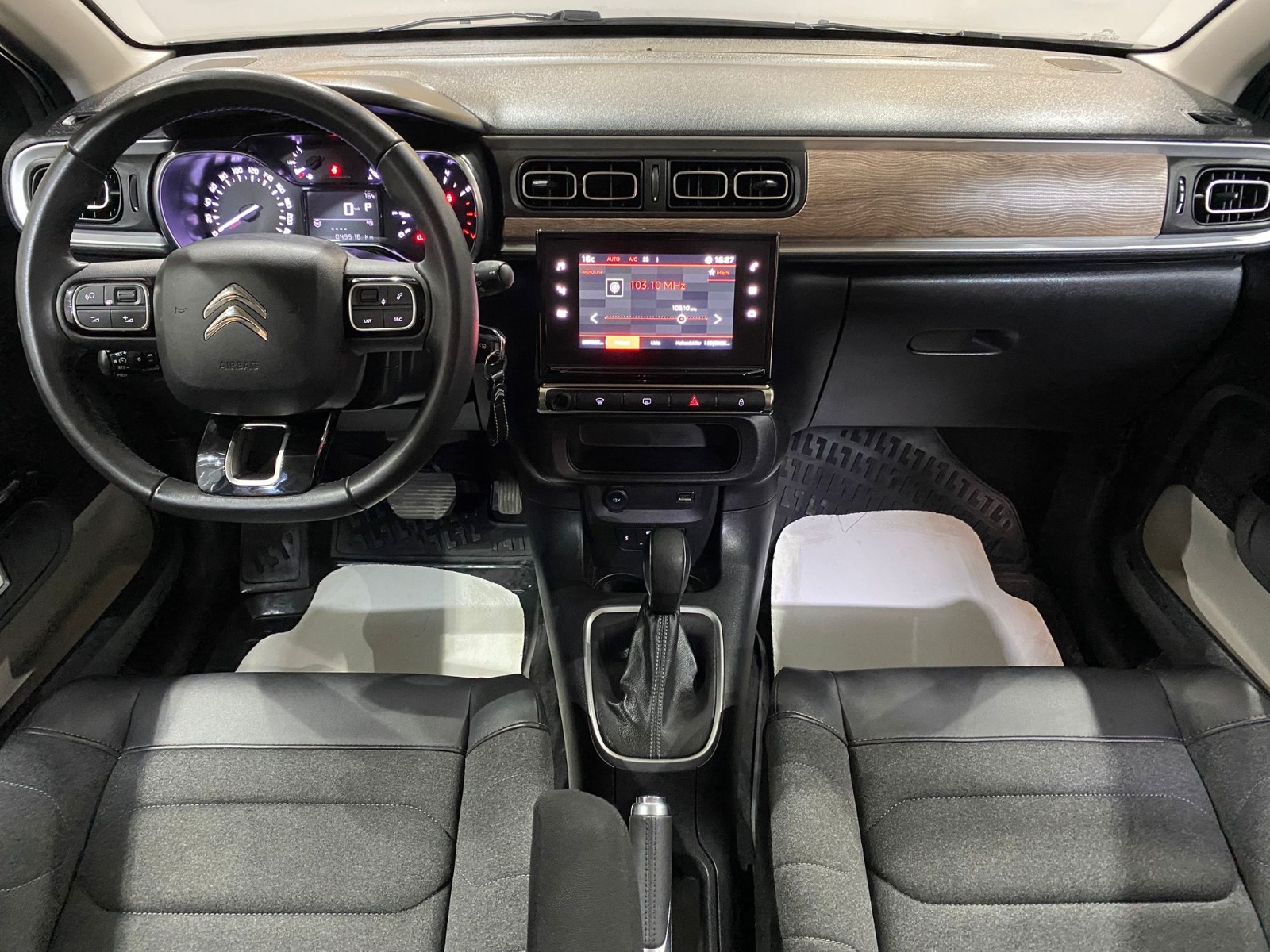 2023 Benzin Otomatik Citroen C3 Gri Gürel Tasarım Aksesuar Otomotiv San. Tic. Ltd. Şti.