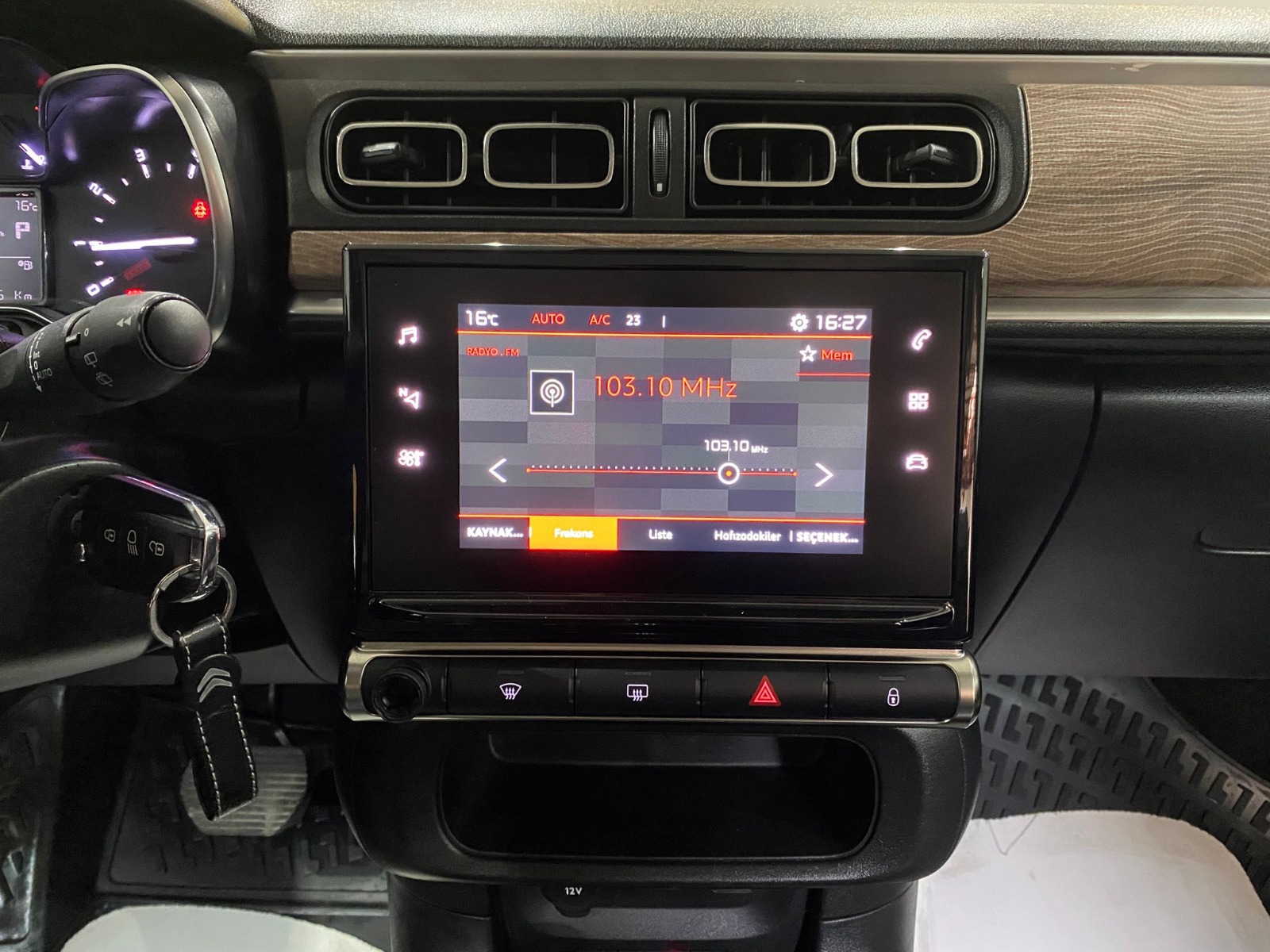 2023 Benzin Otomatik Citroen C3 Gri Gürel Tasarım Aksesuar Otomotiv San. Tic. Ltd. Şti.