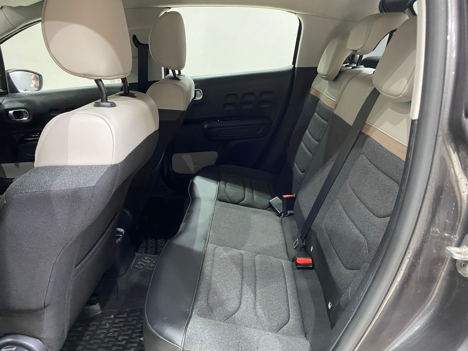 2023 Benzin Otomatik Citroen C3 Gri Gürel Tasarım Aksesuar Otomotiv San. Tic. Ltd. Şti.