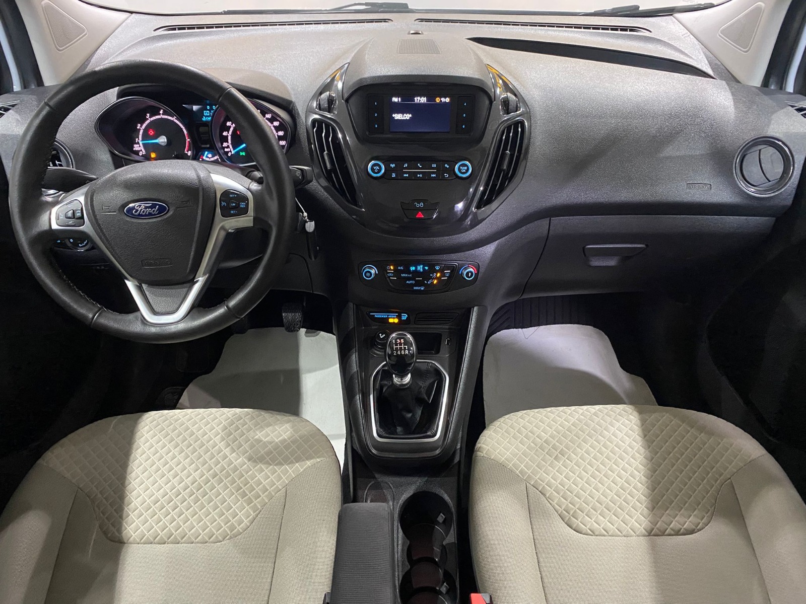 2023 Benzin Manuel Ford Tourneo Courier Beyaz Gürel Tasarım Aksesuar Otomotiv San. Tic. Ltd. Şti.