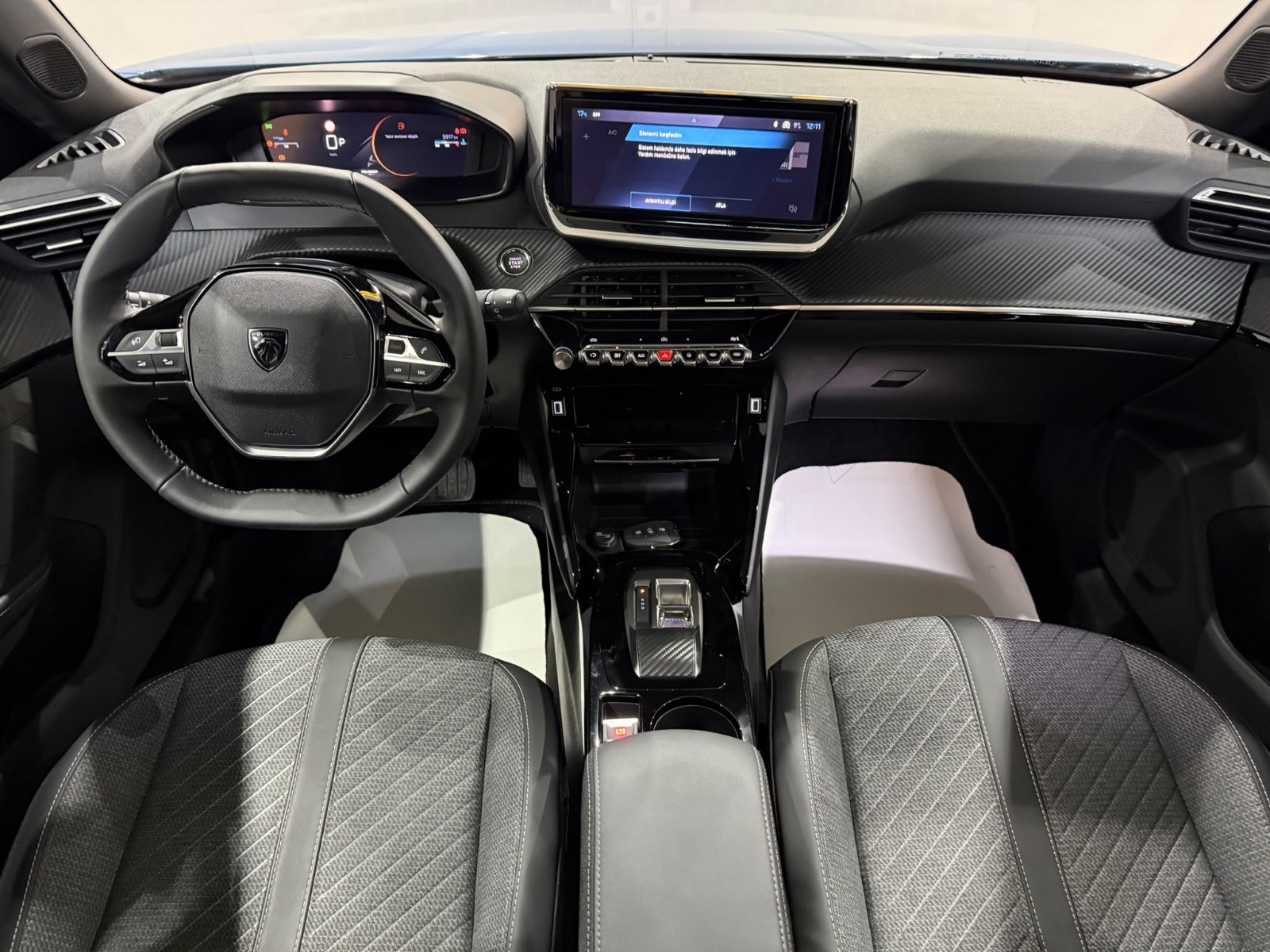 2025 Benzin Otomatik Peugeot 2008 Mavi Gürel Tasarım Aksesuar Otomotiv San. Tic. Ltd. Şti.