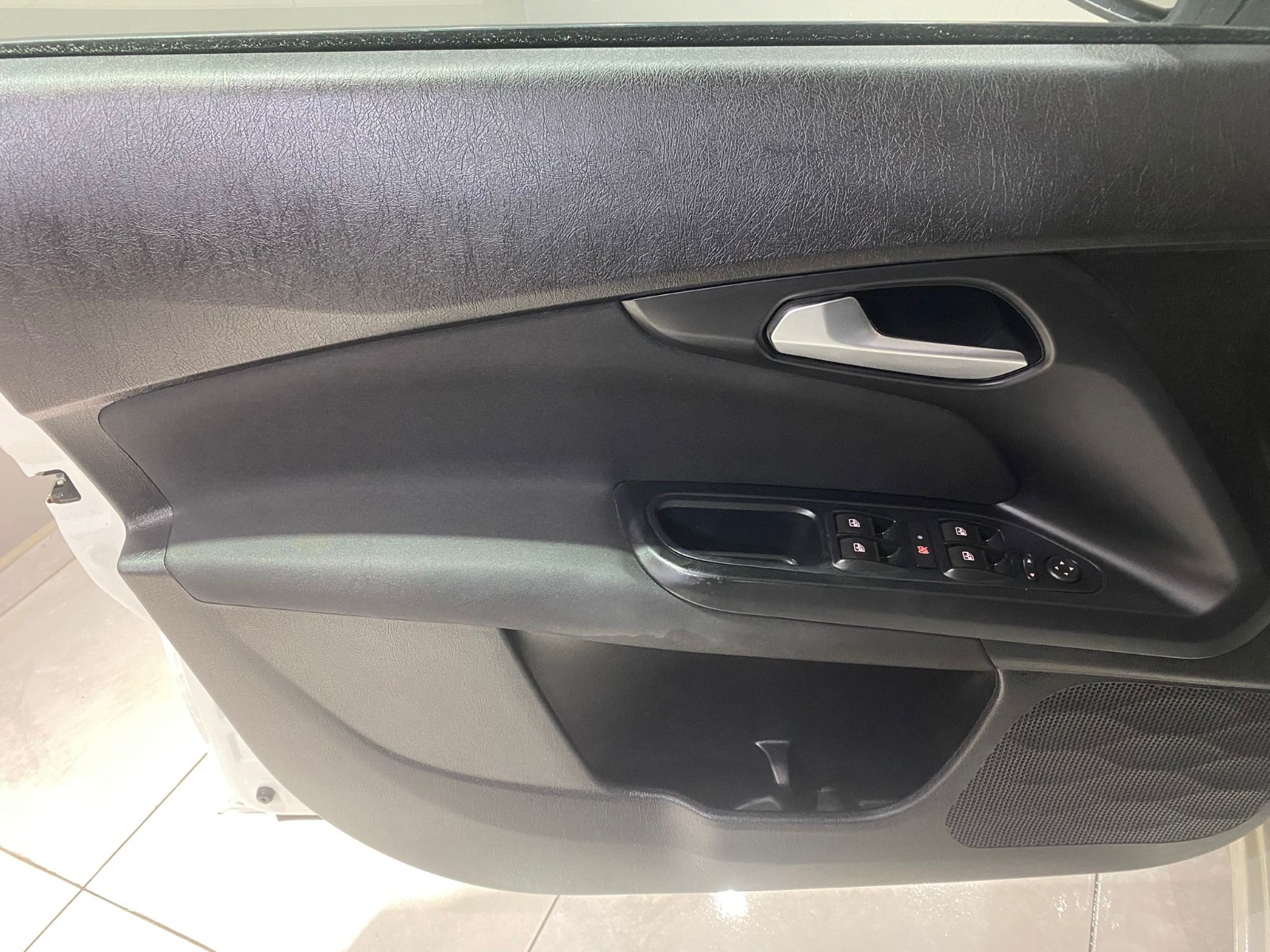 TaksitliOto.Net | 2.El Fiat Egea Hatchback 1.4 16V Fire Easy Plus | Manuel & Benzin | Beyaz | İzmir.2el 2017 Benzin Manuel Fiat Egea Beyaz Gürel Tasarım Aksesuar Otomotiv San. Tic. Ltd. Şti.