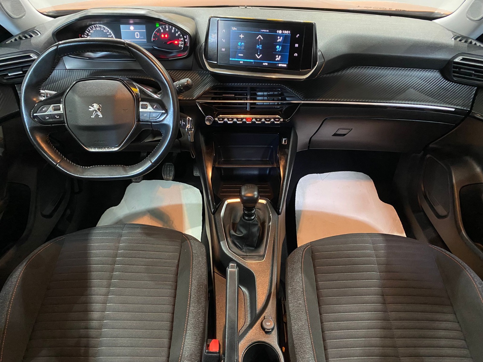 2020 Benzin Manuel Peugeot 2008 Turuncu Gürel Tasarım Aksesuar Otomotiv San. Tic. Ltd. Şti.