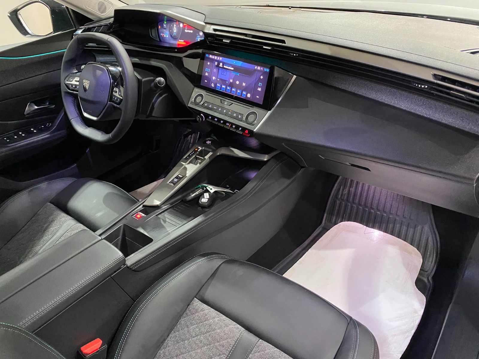2023 Benzin Otomatik Peugeot 408 Gri Gürel Tasarım Aksesuar Otomotiv San. Tic. Ltd. Şti.