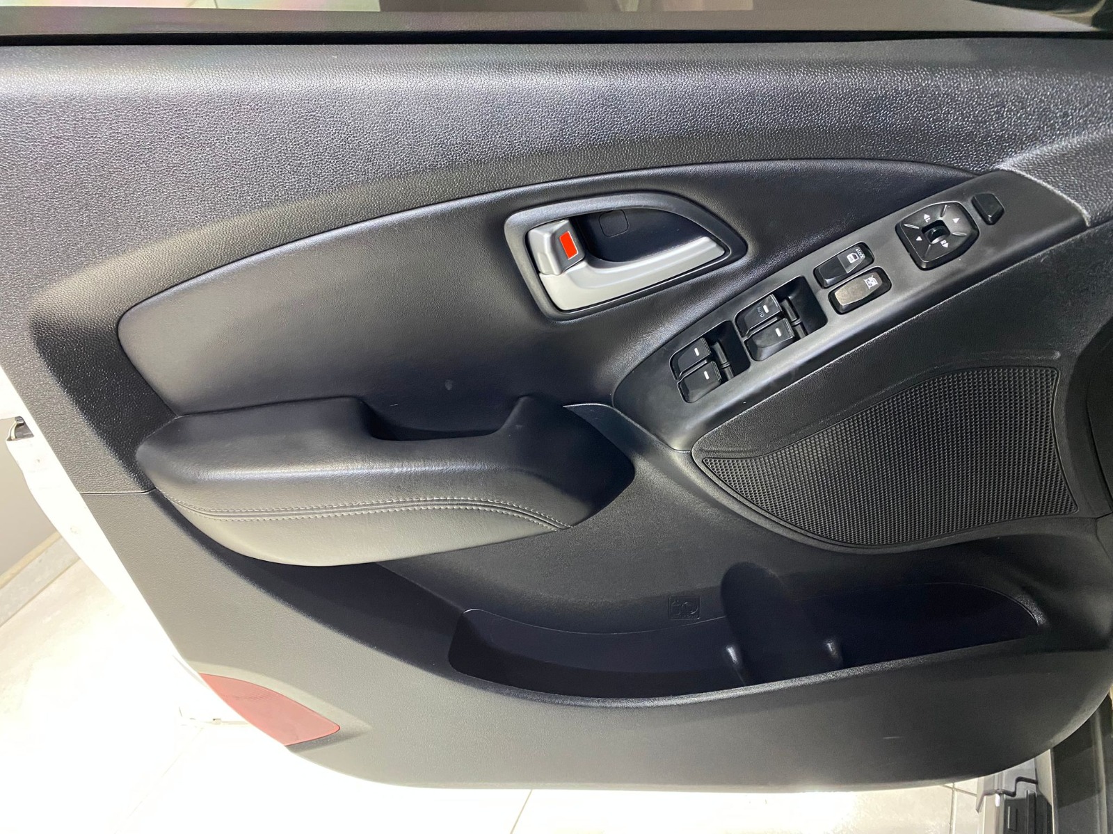 TaksitliOto.Net | 2.El Hyundai ix35 SUV 1.6 GDI 4x2 Elite | Manuel & Benzin | Beyaz | İzmir.2el 2014 Benzin Manuel Hyundai ix35 Beyaz Gürel Tasarım Aksesuar Otomotiv San. Tic. Ltd. Şti.