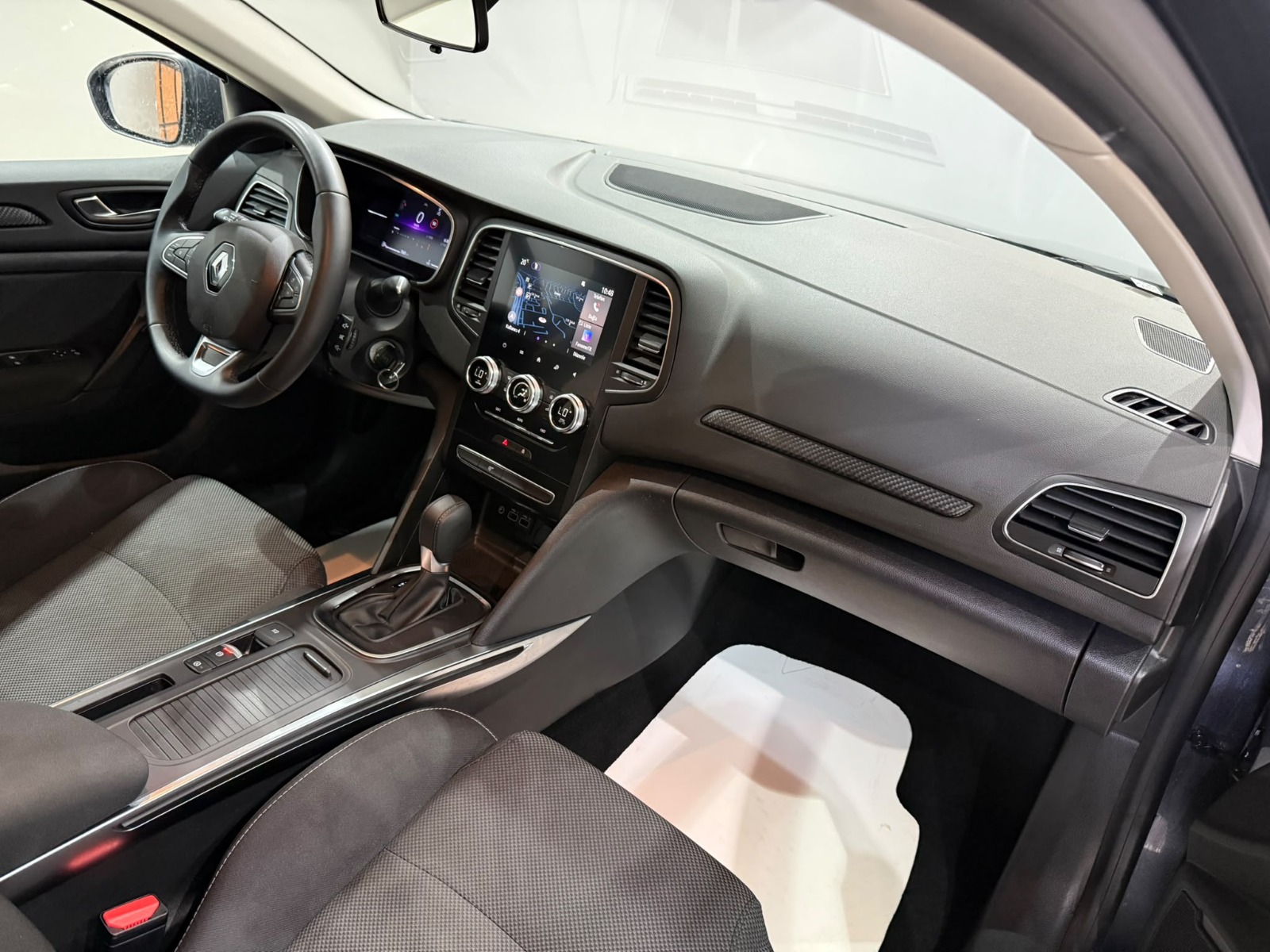 2026 Benzin Otomatik Renault Megane Gri Gürel Tasarım Aksesuar Otomotiv San. Tic. Ltd. Şti.
