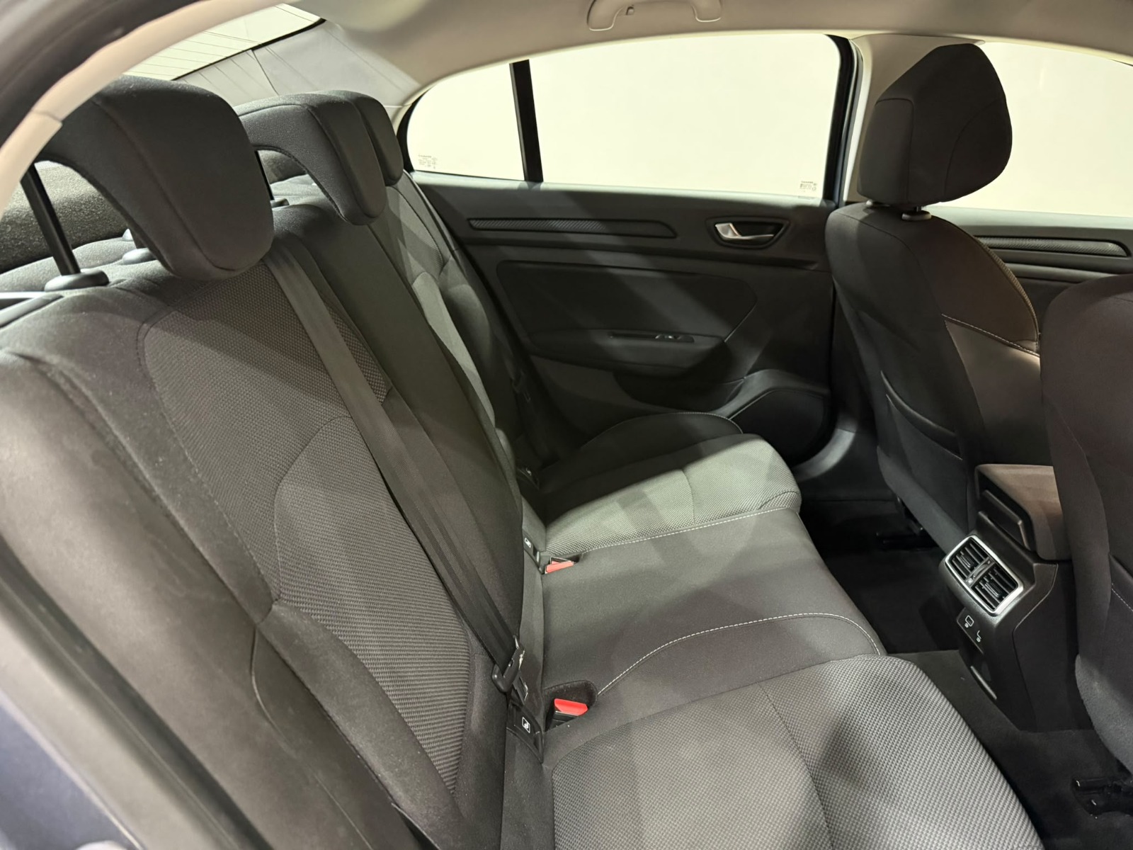 2026 Benzin Otomatik Renault Megane Gri Gürel Tasarım Aksesuar Otomotiv San. Tic. Ltd. Şti.