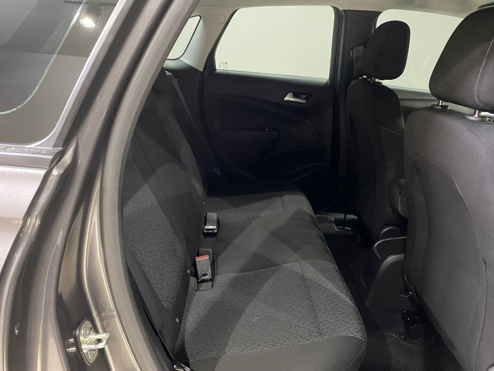 2022 Benzin Otomatik Opel Crossland Gri Gürel Tasarım Aksesuar Otomotiv San. Tic. Ltd. Şti.