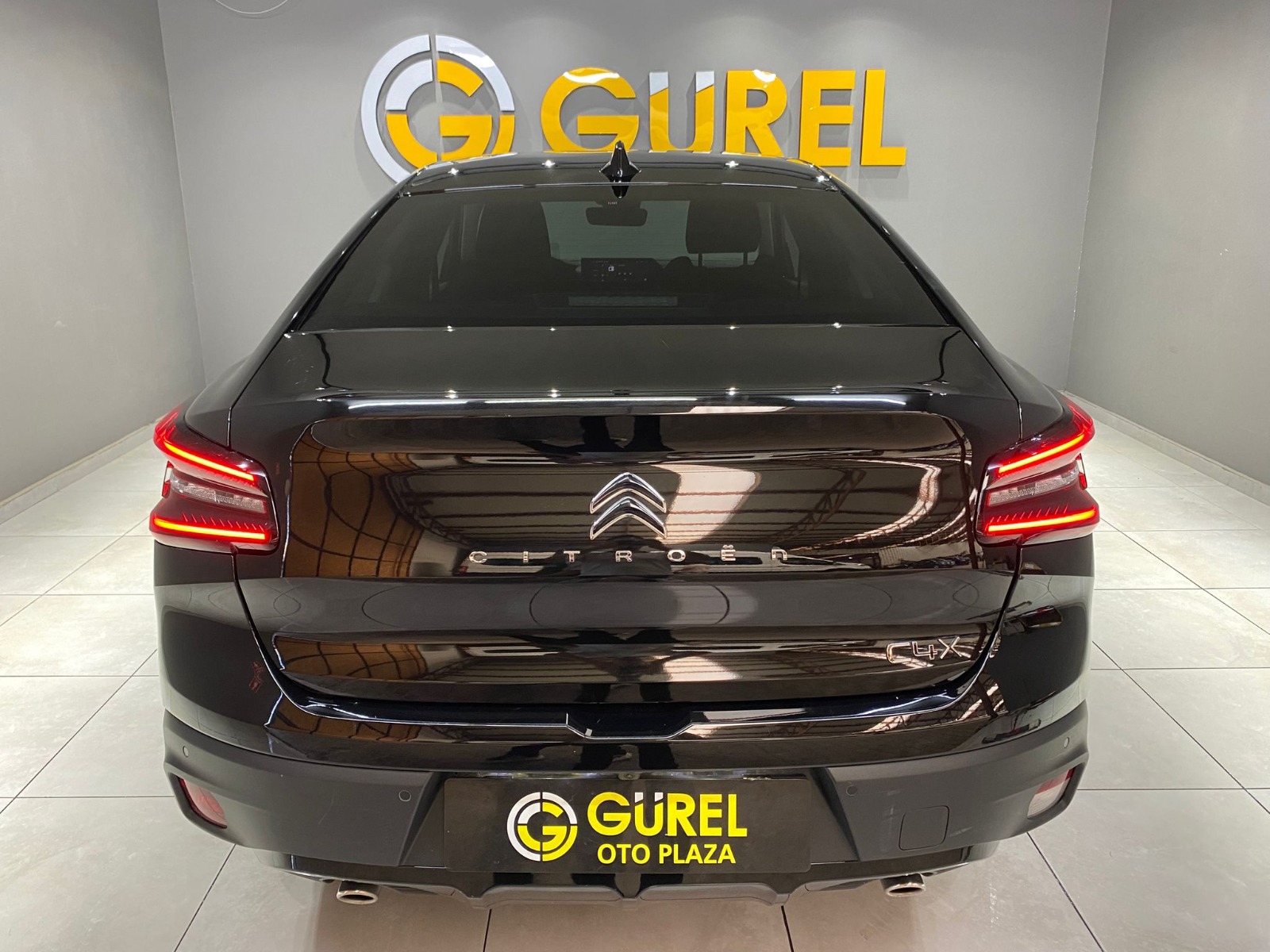 2024 Benzin Otomatik Citroen C4 X Siyah Gürel Tasarım Aksesuar Otomotiv San. Tic. Ltd. Şti.