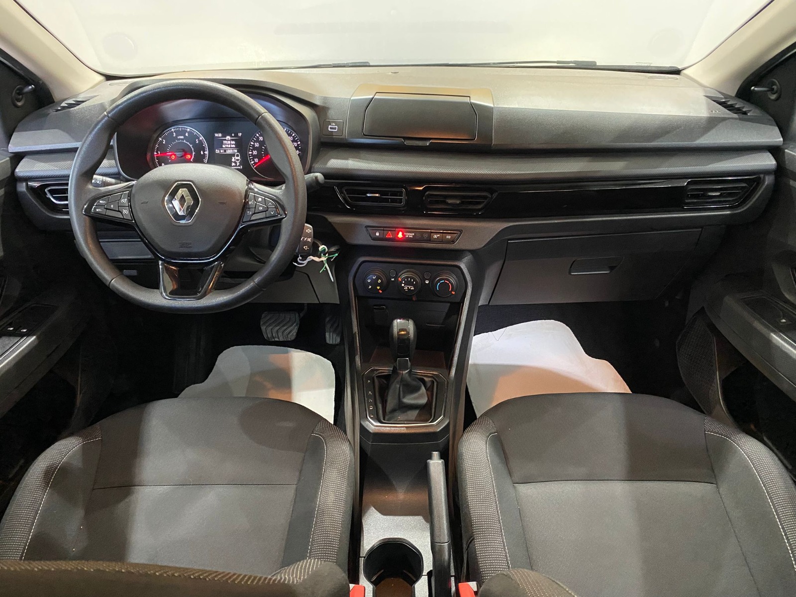 2022 Benzin Otomatik Renault Taliant Beyaz Gürel Tasarım Aksesuar Otomotiv San. Tic. Ltd. Şti.