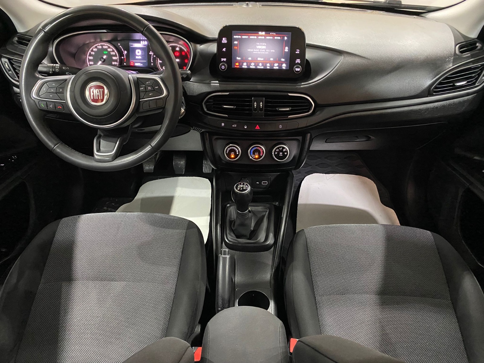 2023 Dizel Manuel Fiat Egea Gümüş Gri Gürel Tasarım Aksesuar Otomotiv San. Tic. Ltd. Şti.