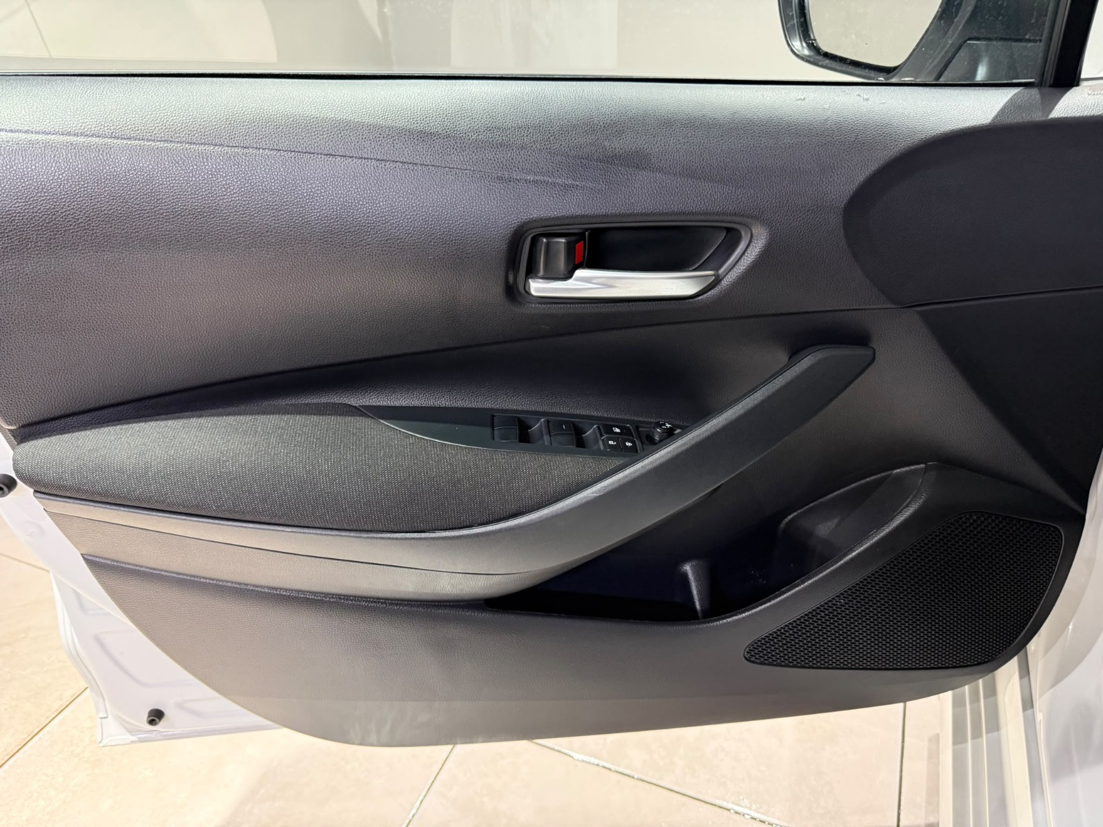 2026 Benzin Otomatik Toyota Corolla Beyaz Gürel Tasarım Aksesuar Otomotiv San. Tic. Ltd. Şti.