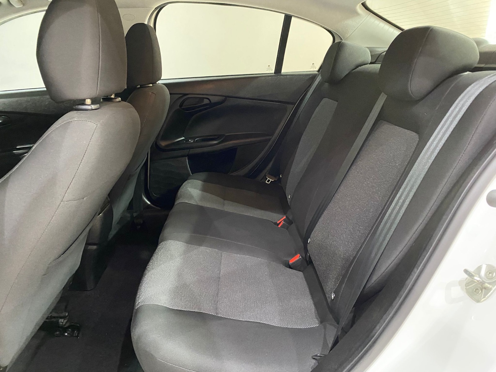 2023 Dizel Manuel Fiat Egea Beyaz Gürel Tasarım Aksesuar Otomotiv San. Tic. Ltd. Şti.