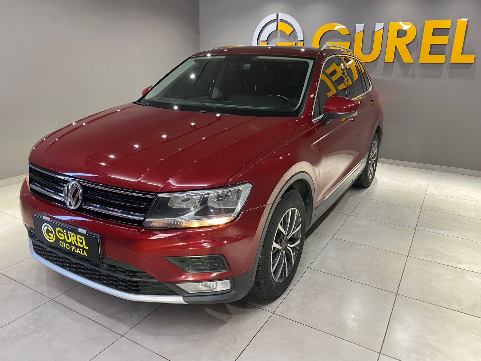 2016 Benzin Otomatik Volkswagen Tiguan Kırmızı Gürel Tasarım Aksesuar Otomotiv San. Tic. Ltd. Şti.