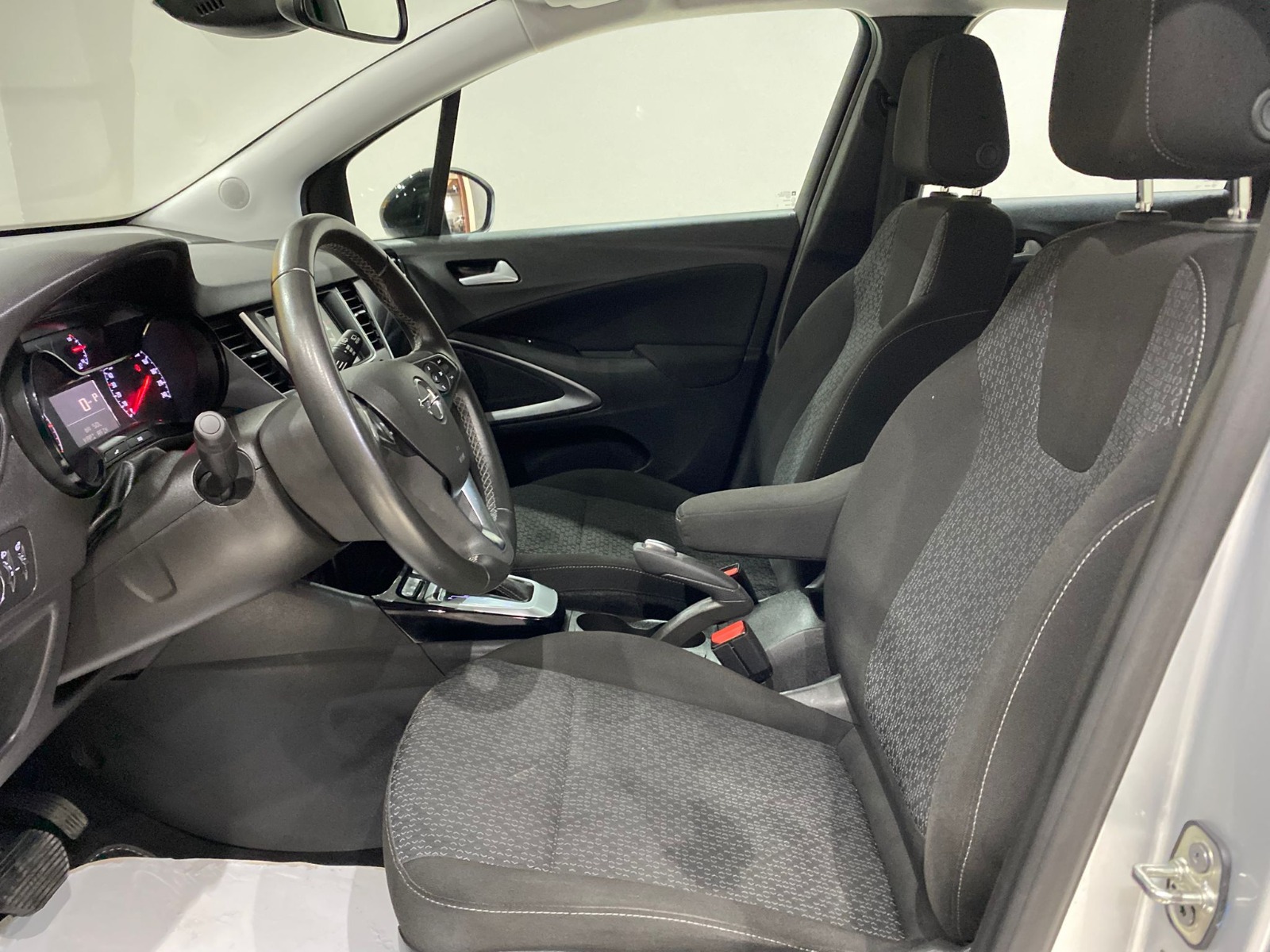 2024 Benzin Otomatik Opel Crossland Gri Gürel Tasarım Aksesuar Otomotiv San. Tic. Ltd. Şti.
