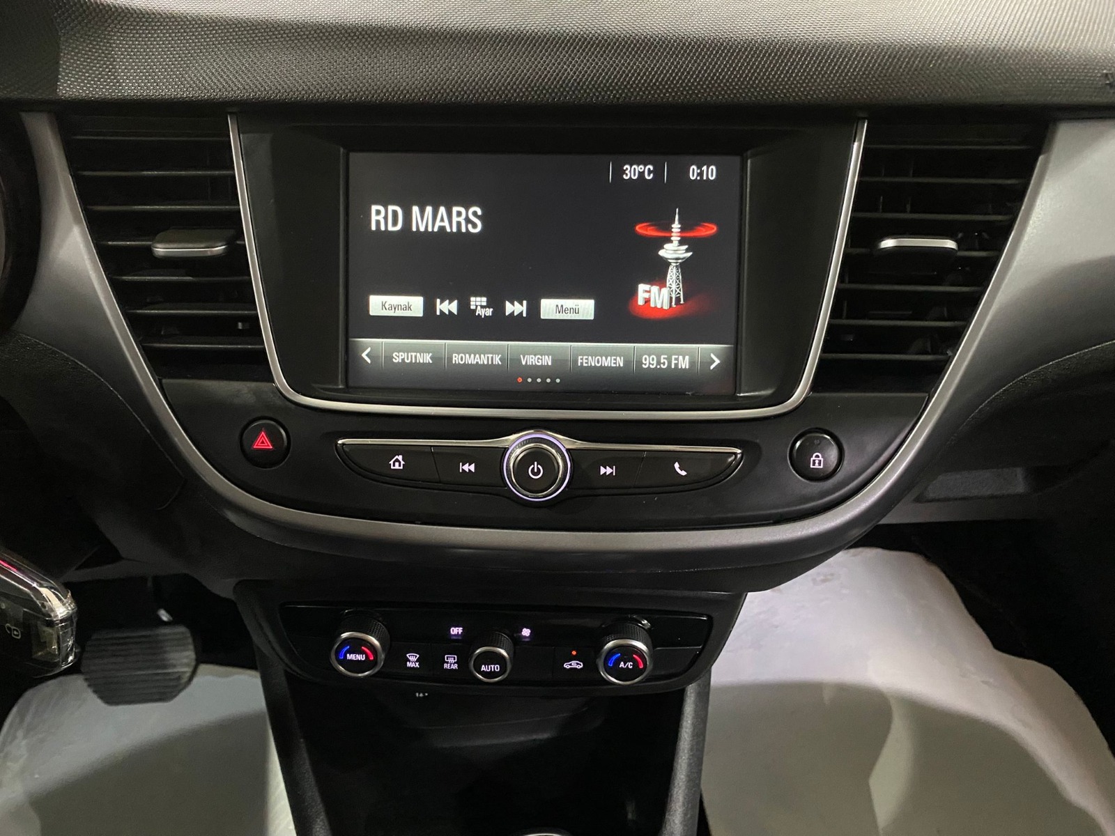 2024 Benzin Otomatik Opel Crossland Gri Gürel Tasarım Aksesuar Otomotiv San. Tic. Ltd. Şti.