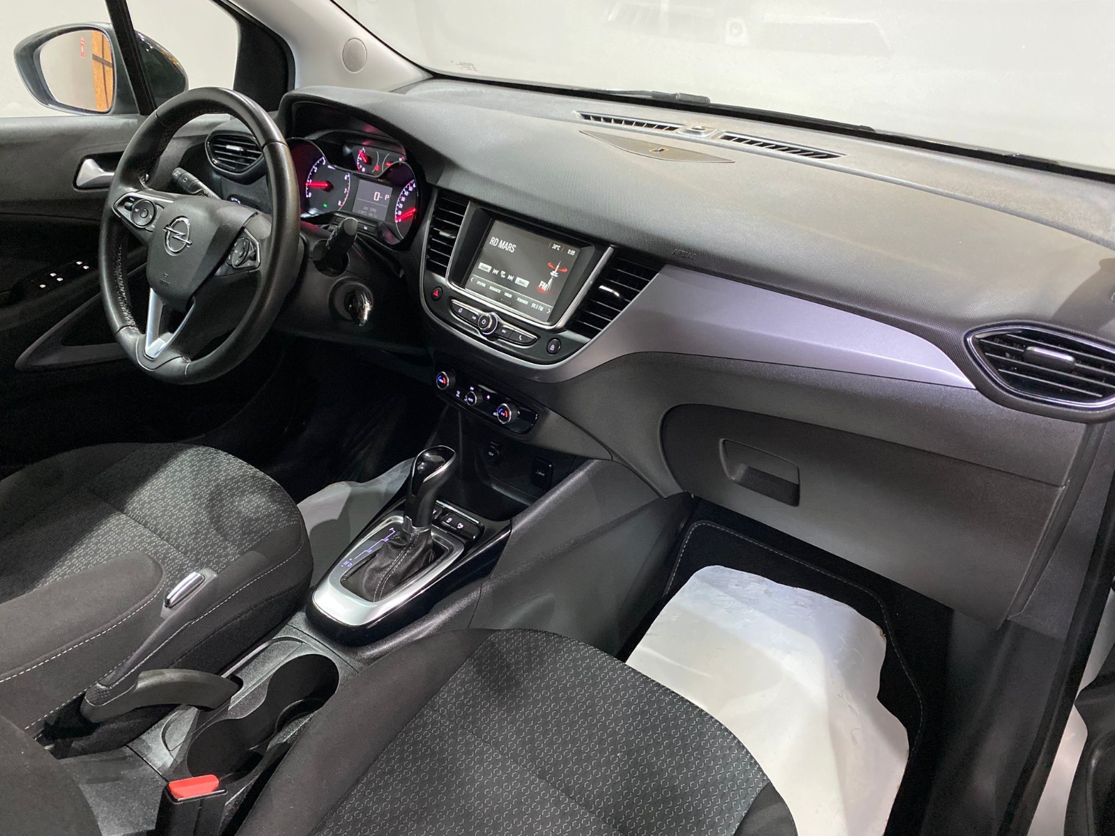 2024 Benzin Otomatik Opel Crossland Gri Gürel Tasarım Aksesuar Otomotiv San. Tic. Ltd. Şti.