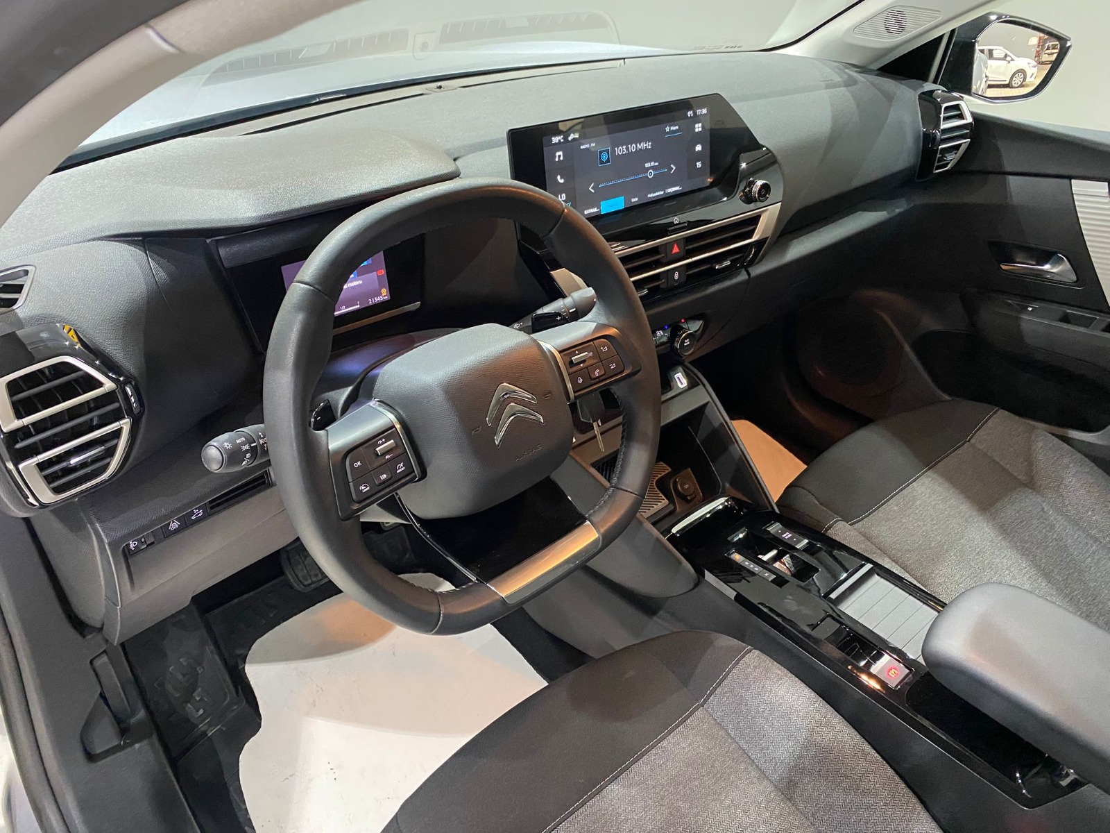 2024 Benzin Otomatik Citroen C4 X Gri Gürel Tasarım Aksesuar Otomotiv San. Tic. Ltd. Şti.