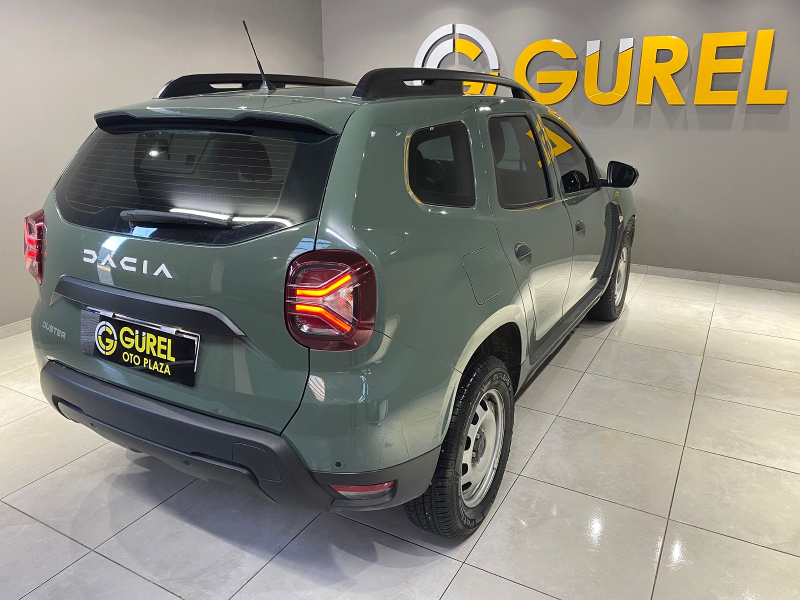 2023 Dizel Manuel Dacia Duster Yeşil Gürel Tasarım Aksesuar Otomotiv San. Tic. Ltd. Şti.