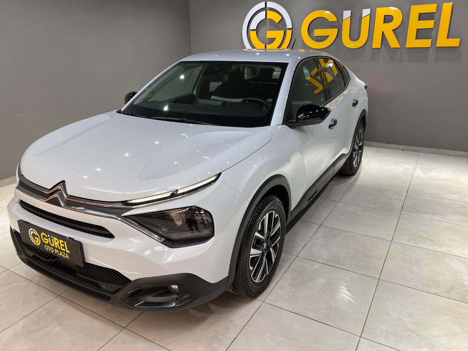 2024 Benzin Otomatik Citroen C4 X Beyaz Gürel Tasarım Aksesuar Otomotiv San. Tic. Ltd. Şti.