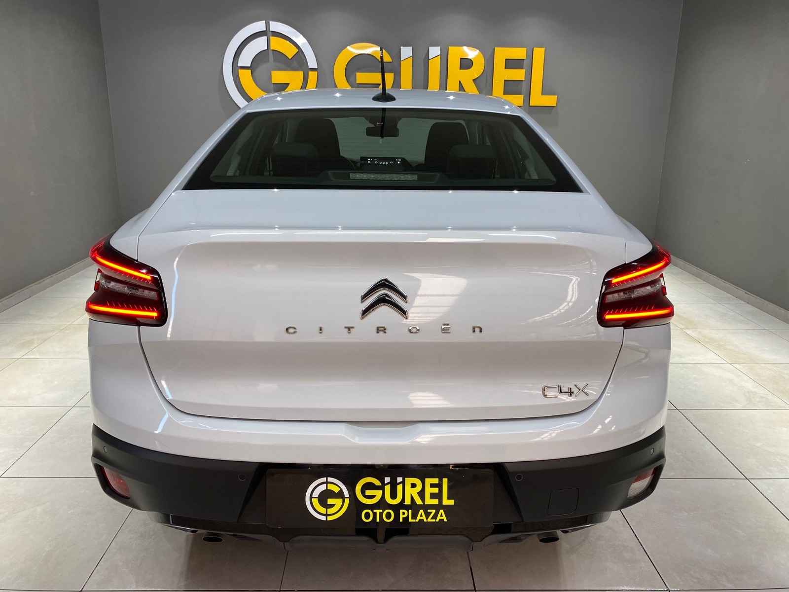 2024 Benzin Otomatik Citroen C4 X Beyaz Gürel Tasarım Aksesuar Otomotiv San. Tic. Ltd. Şti.