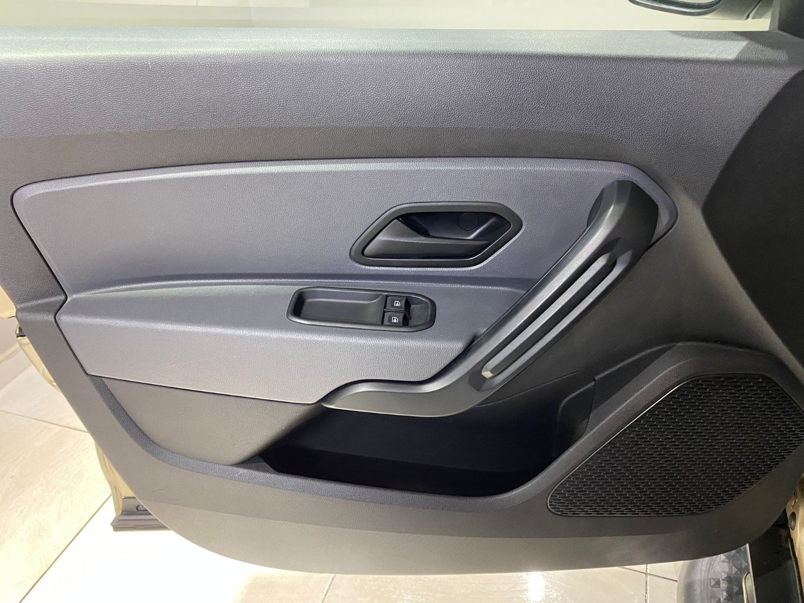 2019 Benzin Manuel Dacia Duster Gri Gürel Tasarım Aksesuar Otomotiv San. Tic. Ltd. Şti.