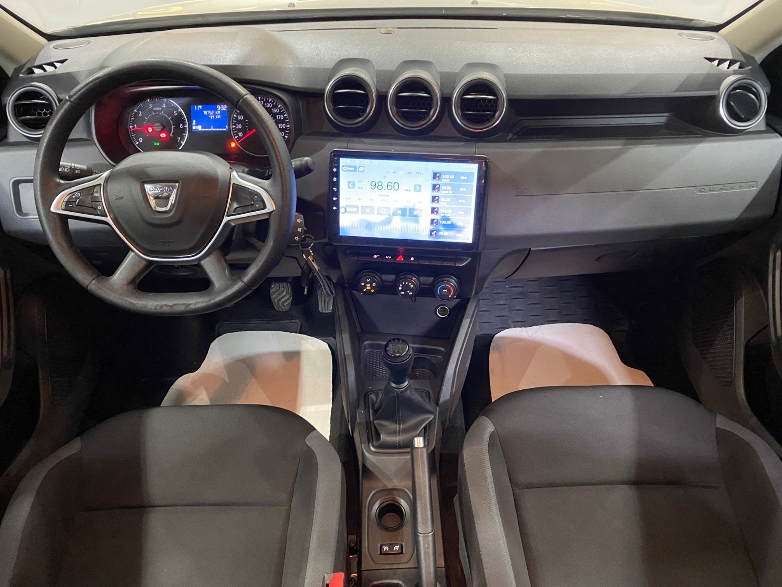 2019 Benzin Manuel Dacia Duster Gri Gürel Tasarım Aksesuar Otomotiv San. Tic. Ltd. Şti.