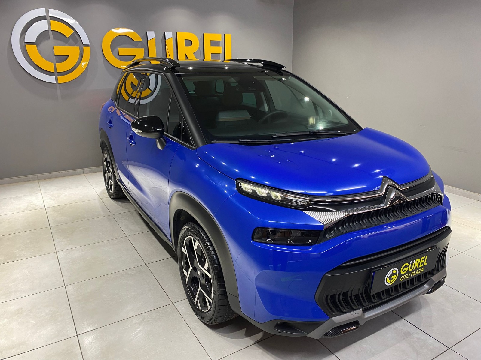 TaksitliOto.Net | 2.El Citroen C3 AirCross SUV 1.2 PureTech S&S Shine Çift Renk EAT6 | Otomatik & Benzin | Mavi | İzmir.2el 2024 Benzin Otomatik Citroen C3 AirCross Mavi Gürel Tasarım Aksesuar Otomotiv San. Tic. Ltd. Şti.
